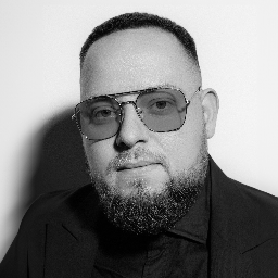 RAW Studio Photographer | About