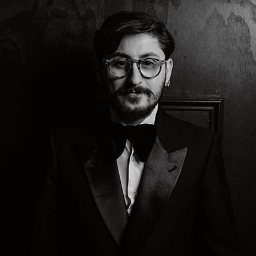 Roberto Menzione Studio's Photographer | Reviews