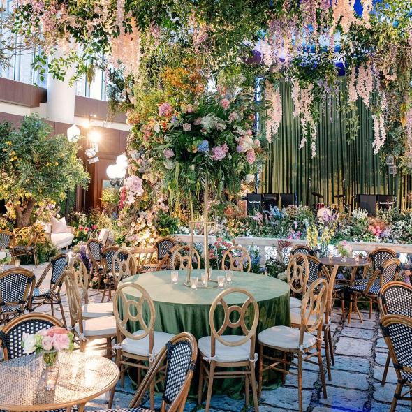Crystal Frasier Weddings & Events Planner Crystal Frasier Weddings & Events Planner