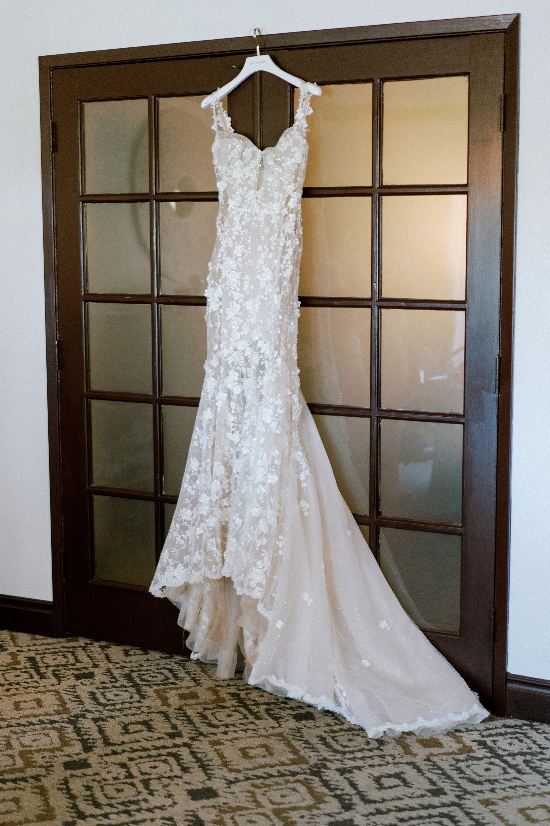 Tying the Knot in Paradise: Beth and Trenton's Dreamy Palm Springs Wedding photo