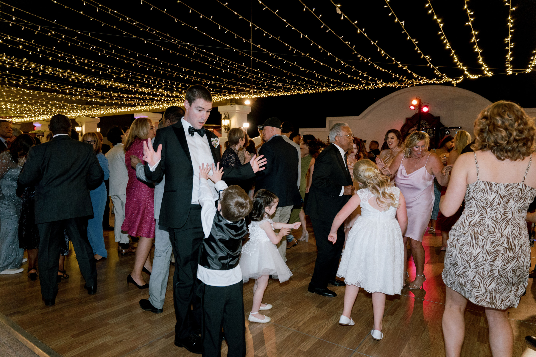 Tying the Knot in Paradise: Beth and Trenton's Dreamy Palm Springs Wedding photo