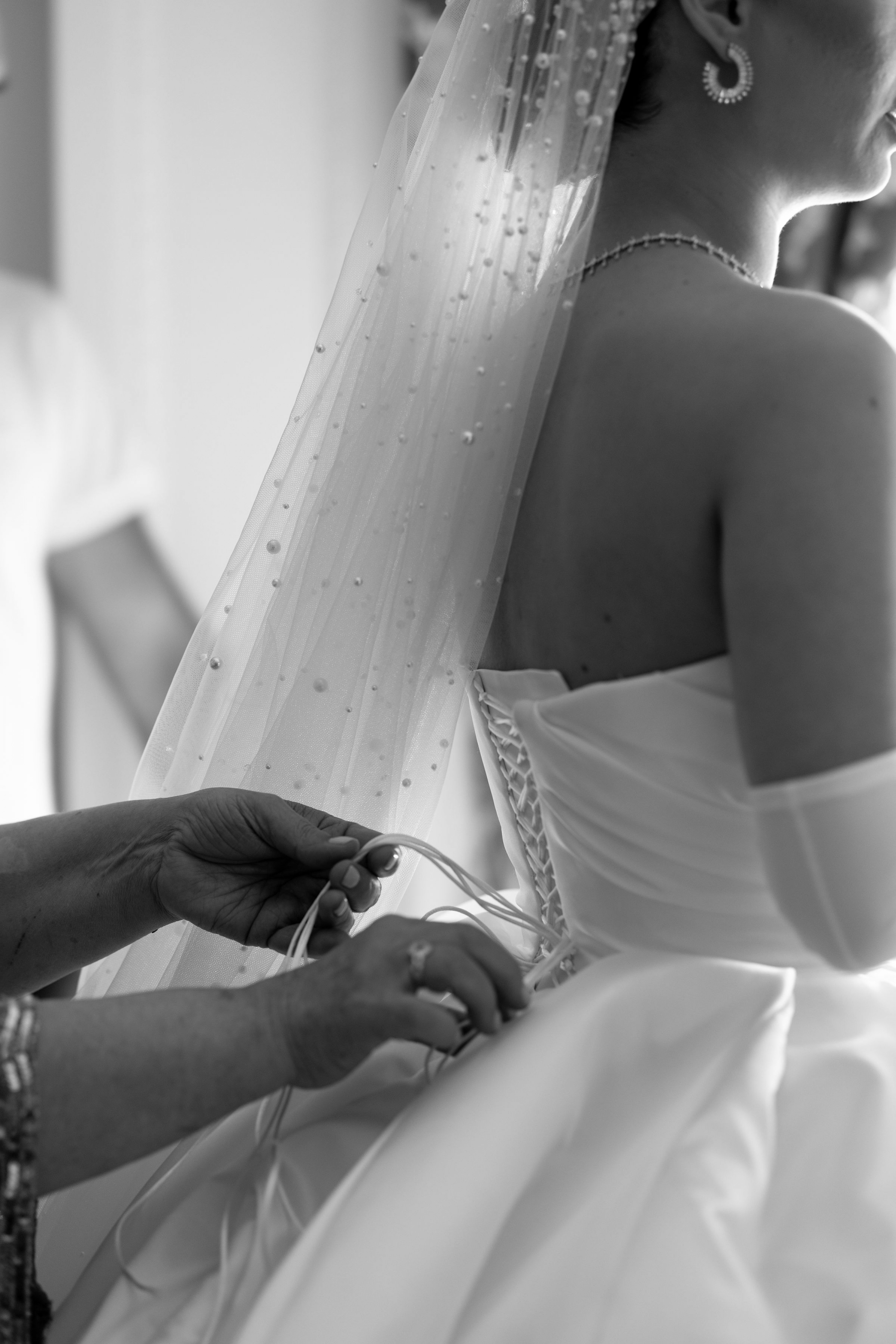 Julia &amp; Emiljan: A Royal Fairytale Unfolds at the Legacy Castle - An Extravagant Celebration of Love photo