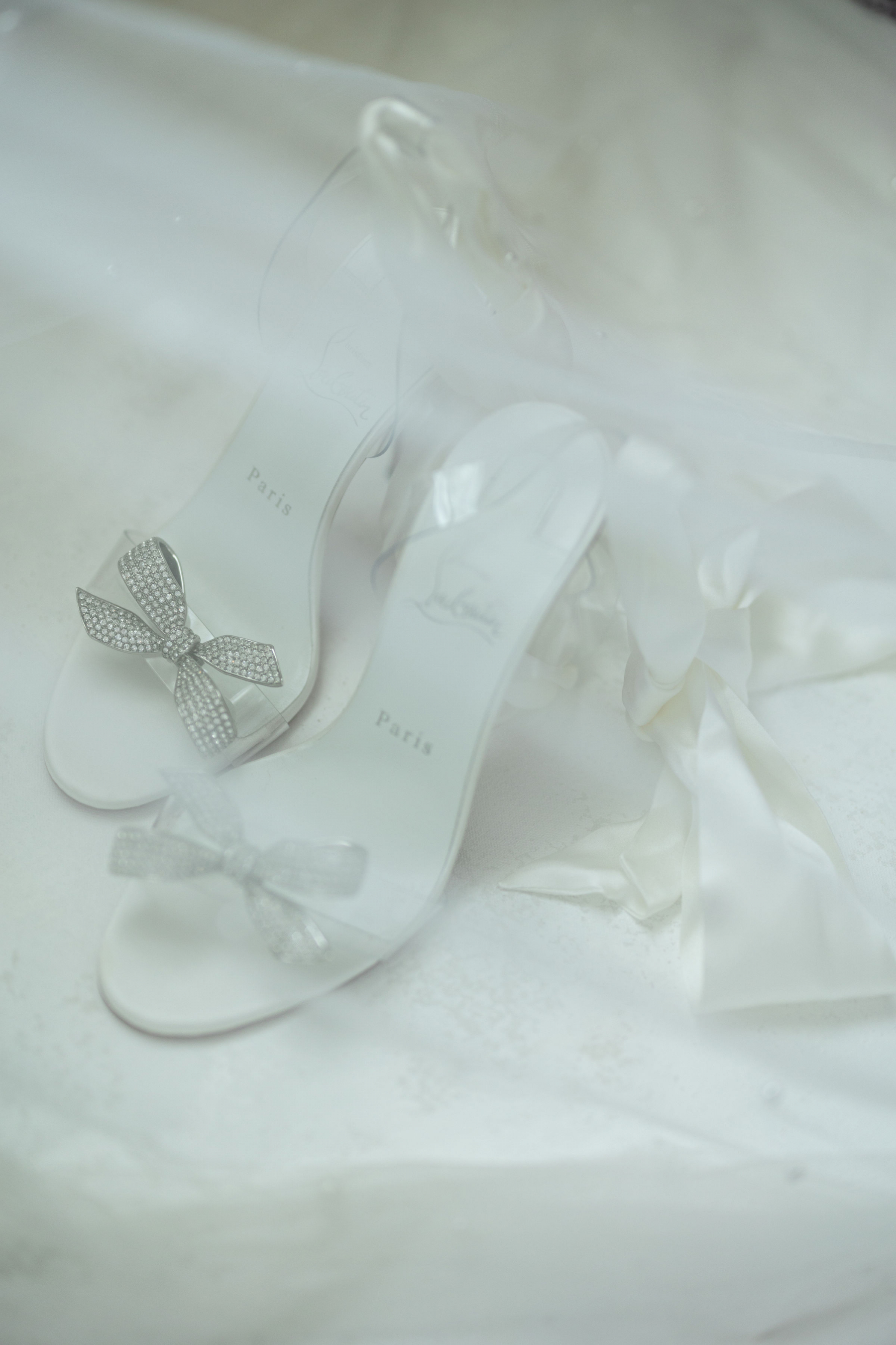 Julia &amp; Emiljan: A Royal Fairytale Unfolds at the Legacy Castle - An Extravagant Celebration of Love photo