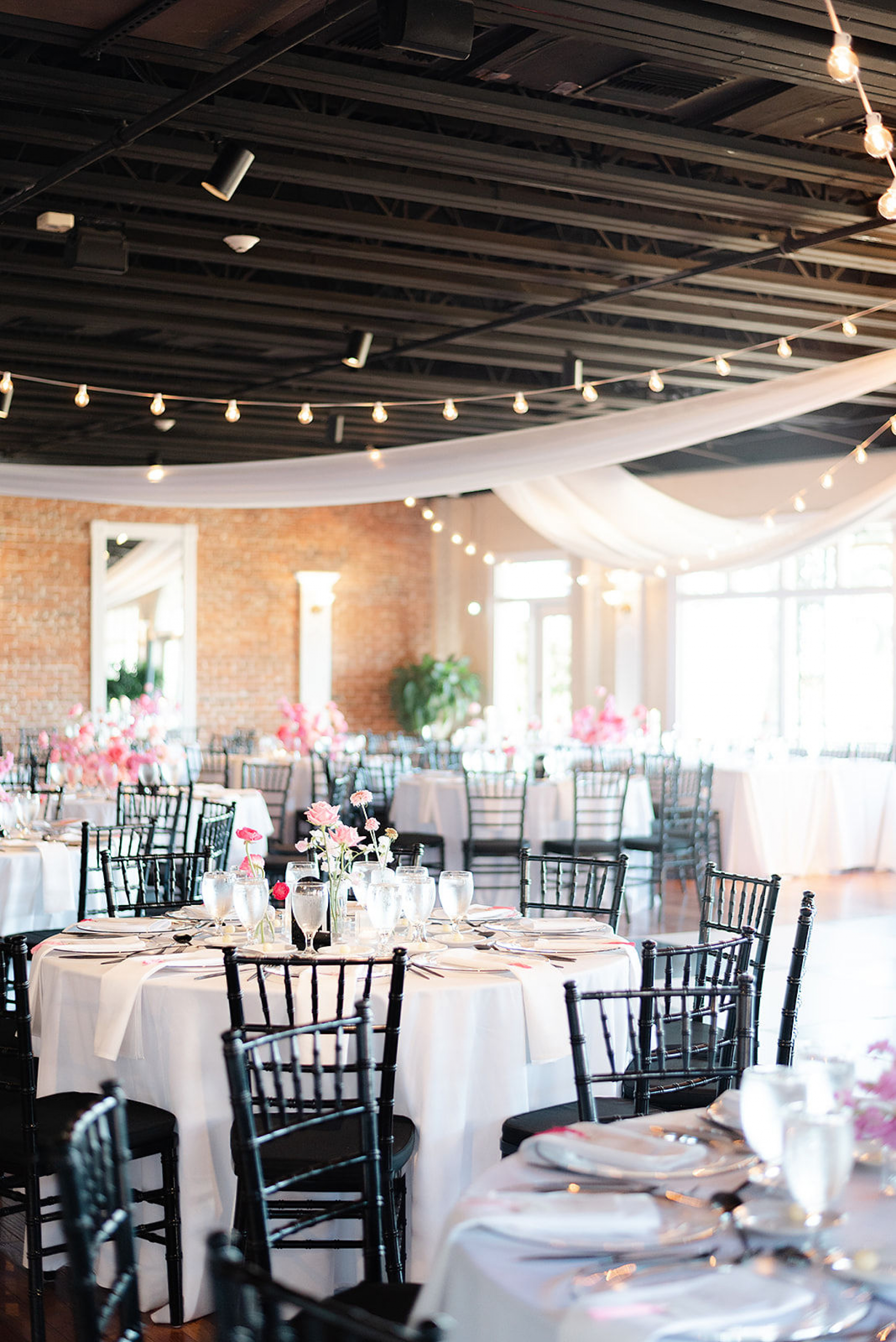 Rachel &amp; Kyle's Wedding: A Symphony of Classic Elegance and Whimsical Romance photo