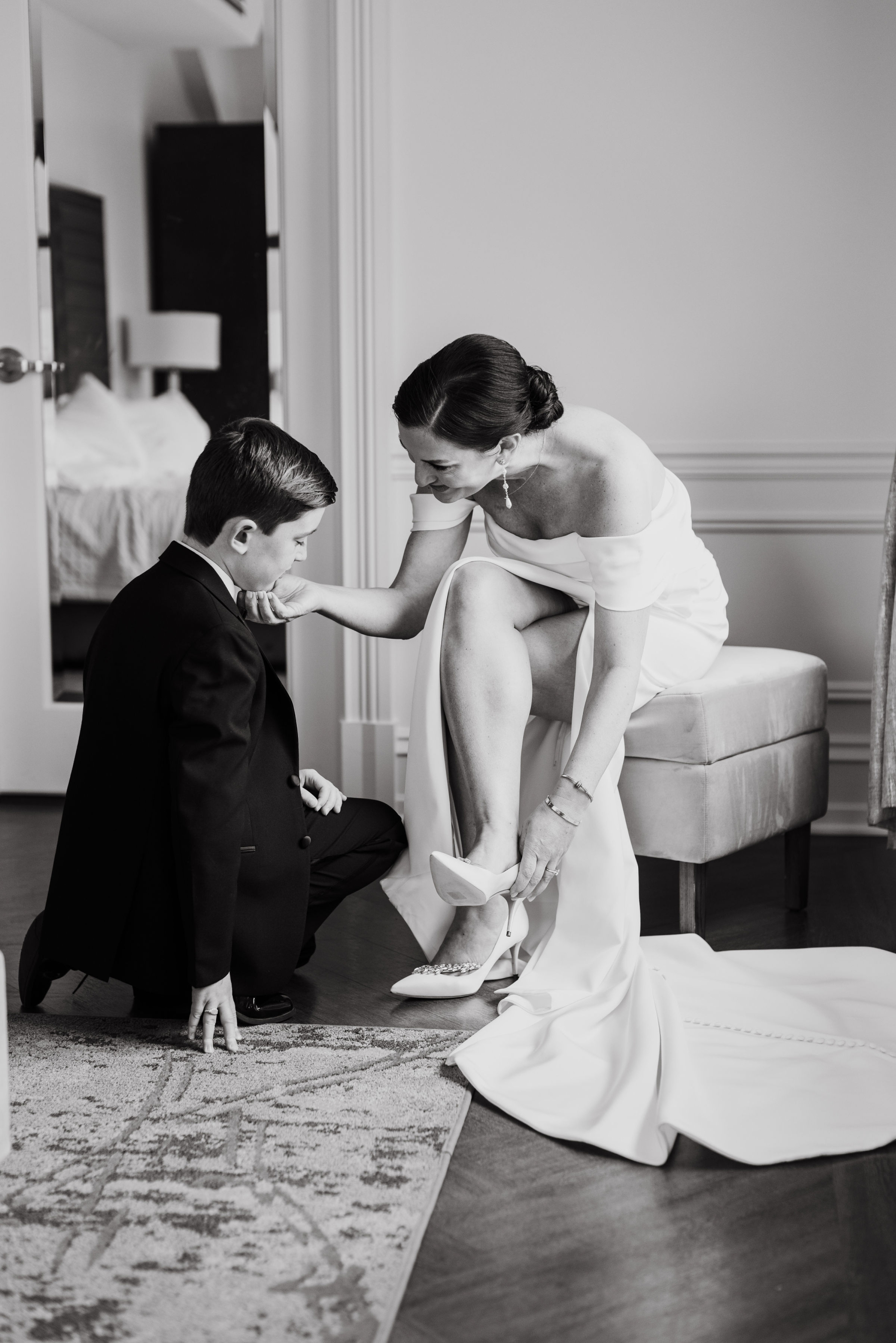 Rebecca &amp; Natale: A Timeless Love at Chateau Grande - A Tale of Family Bonds and New York Charm photo