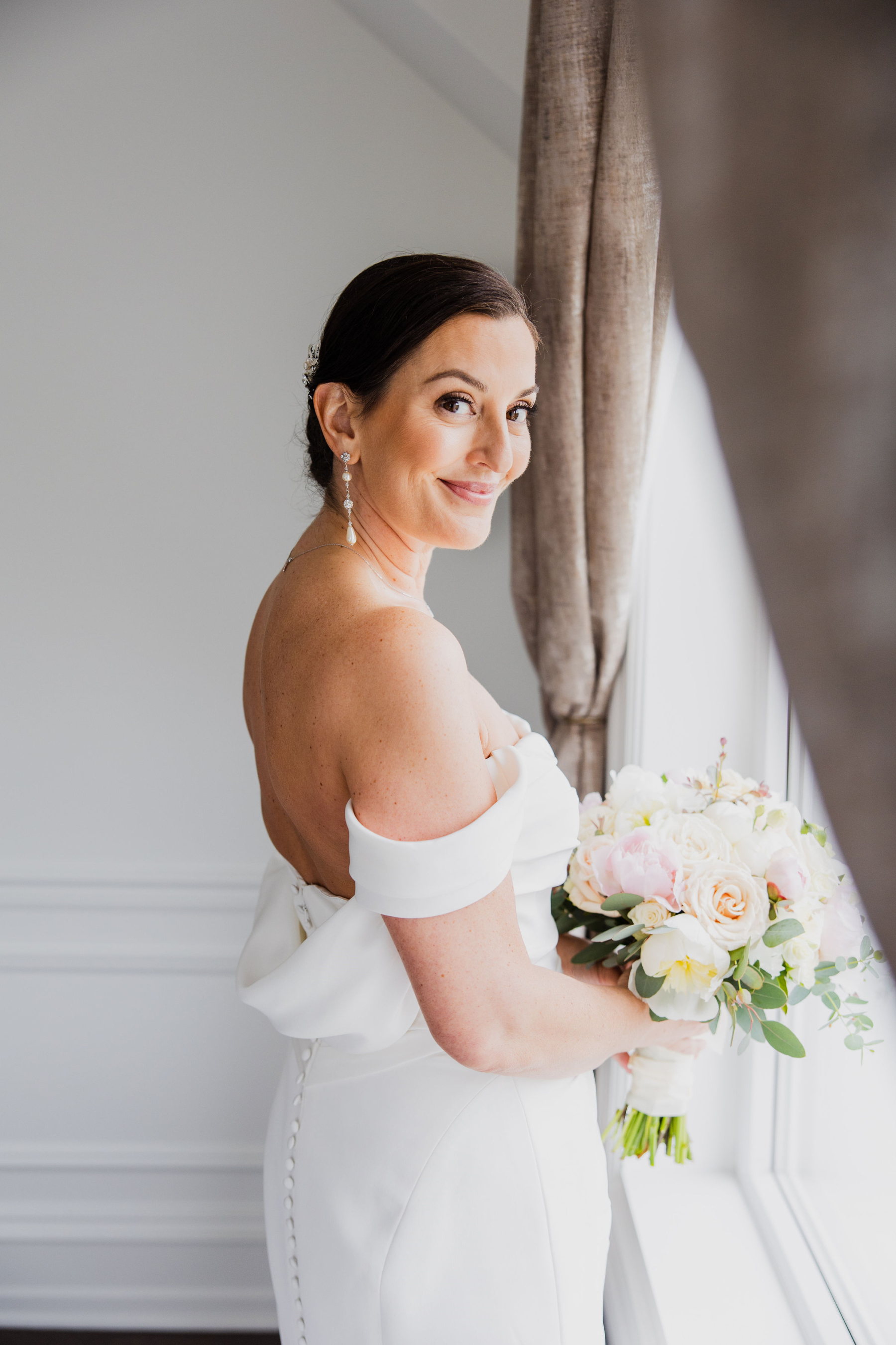 Rebecca &amp; Natale: A Timeless Love at Chateau Grande - A Tale of Family Bonds and New York Charm photo