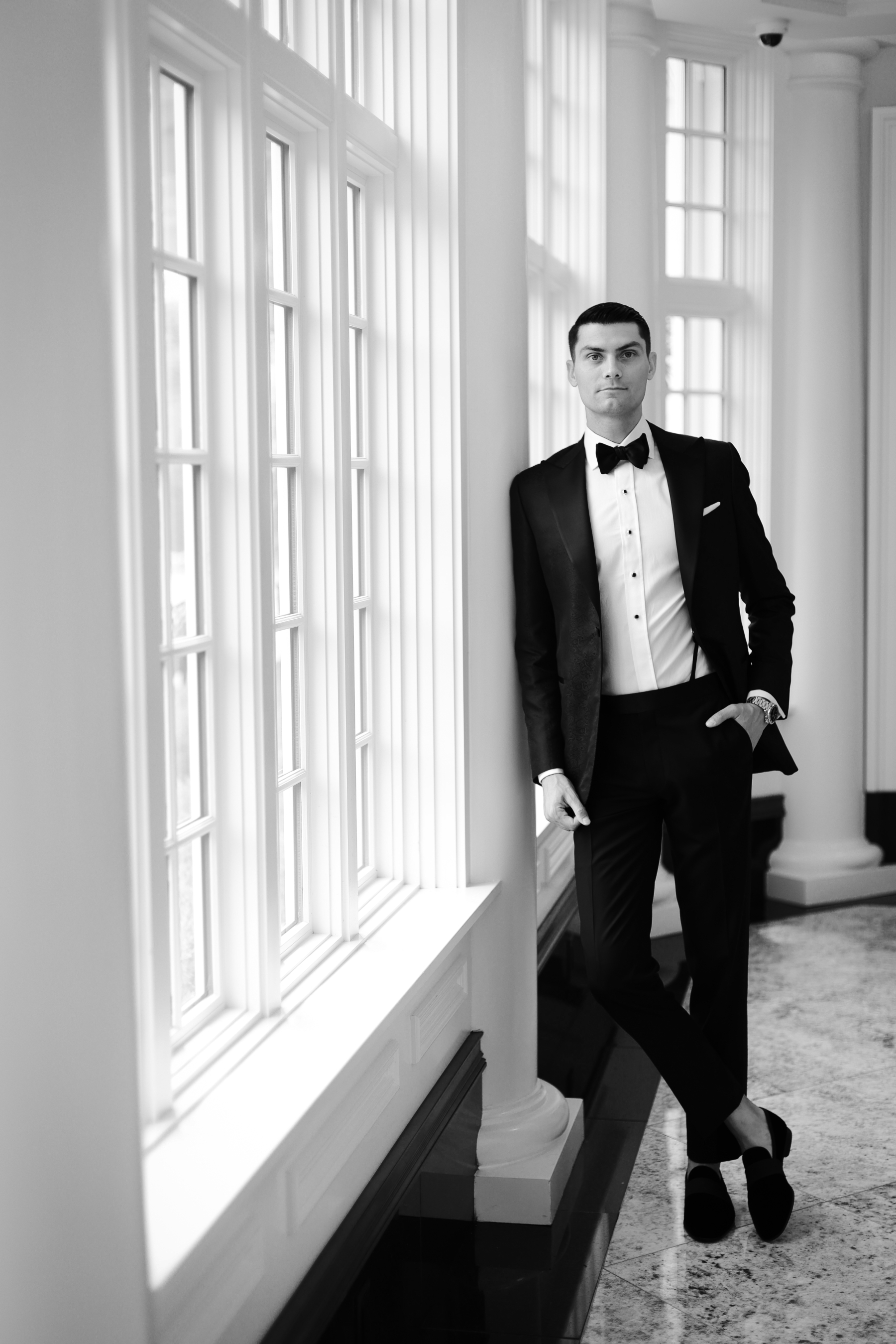 A Decade of Love Celebrated: Samantha and Michael's Grand Wedding at the Shadowbrook at Shrewsbury photo