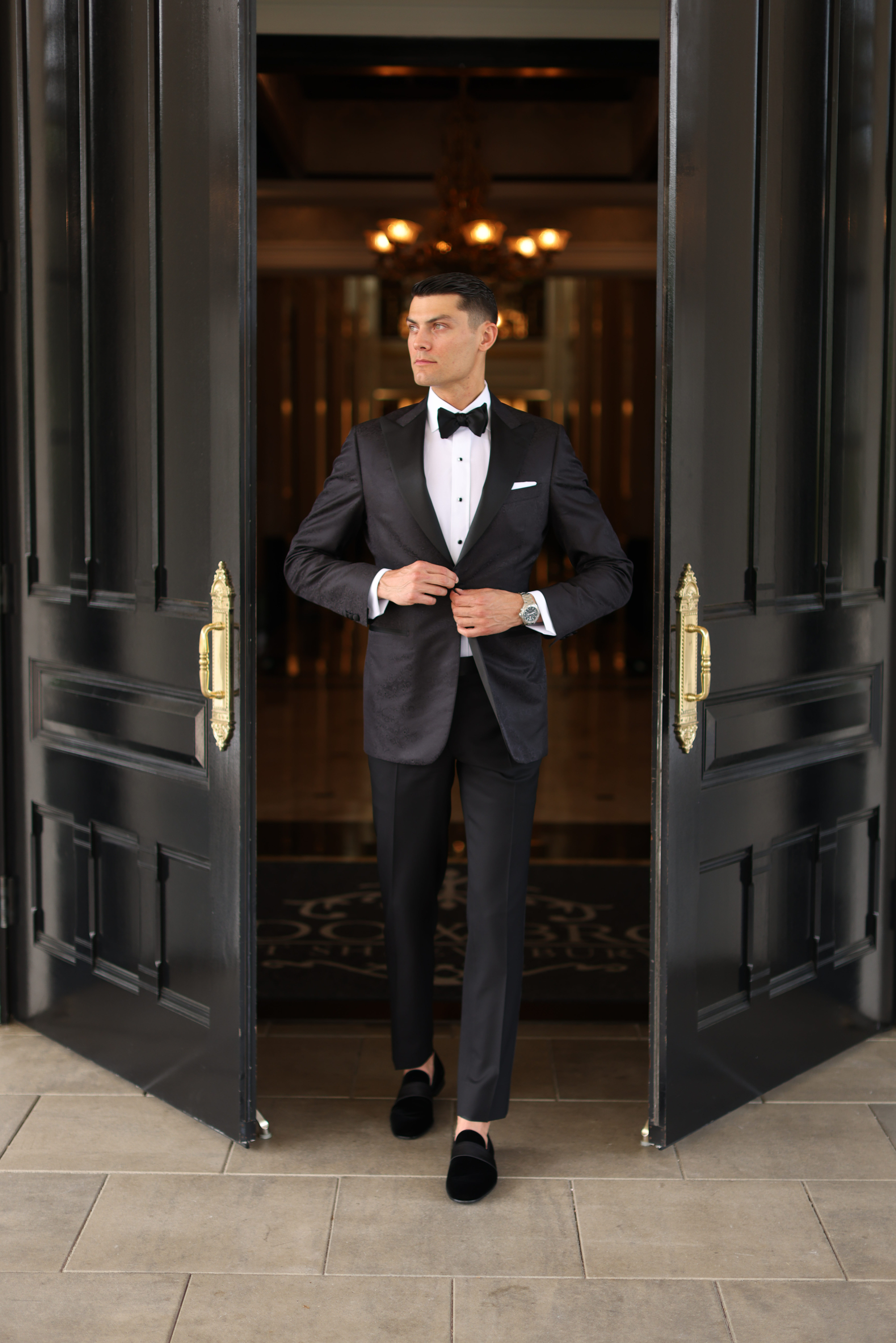 A Decade of Love Celebrated: Samantha and Michael's Grand Wedding at the Shadowbrook at Shrewsbury photo