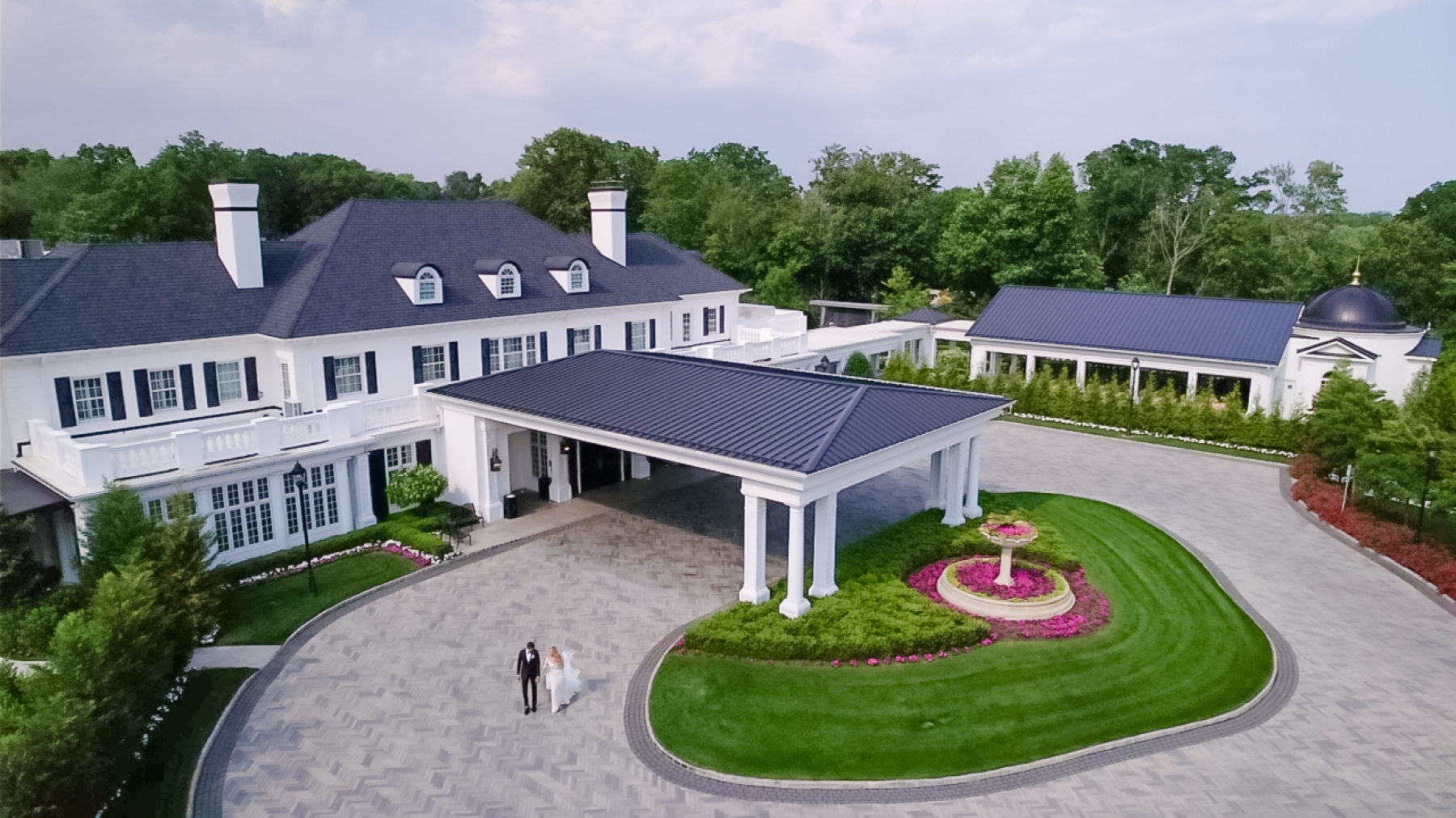 A Decade of Love Celebrated: Samantha and Michael's Grand Wedding at the Shadowbrook at Shrewsbury photo
