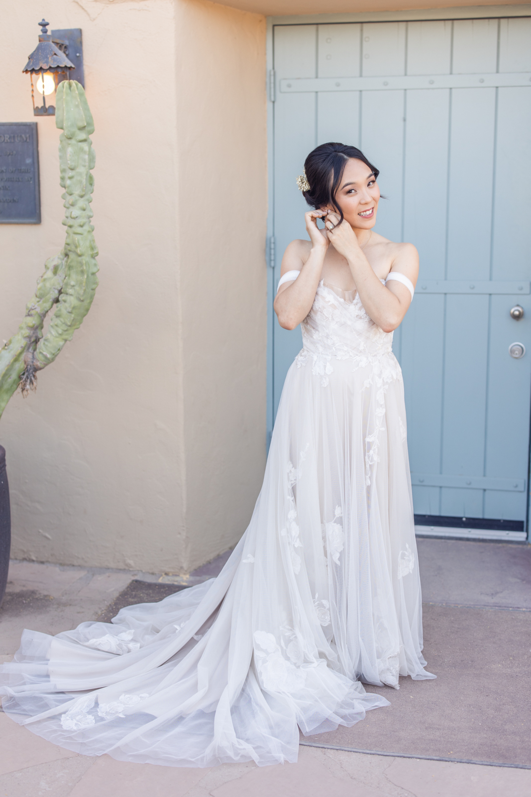 A Canvas of Love: Christie &amp; Yoskay's Pastel Dream Wedding at Desert Botanical Gardens photo
