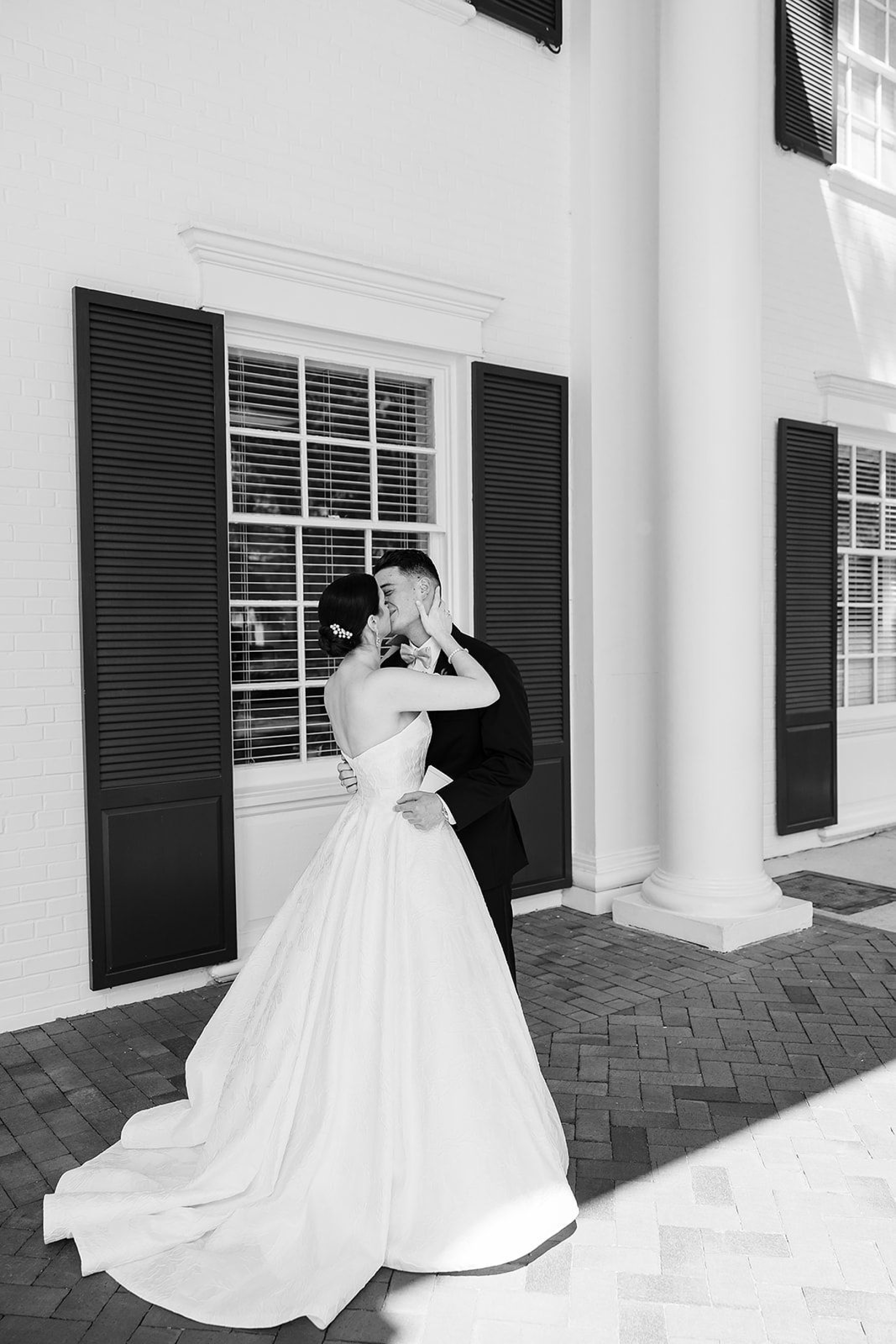 Blush Tones &amp; Timeless Moments: Peyton &amp; Michael's Harmonious Union at Timuquana Country Club photo