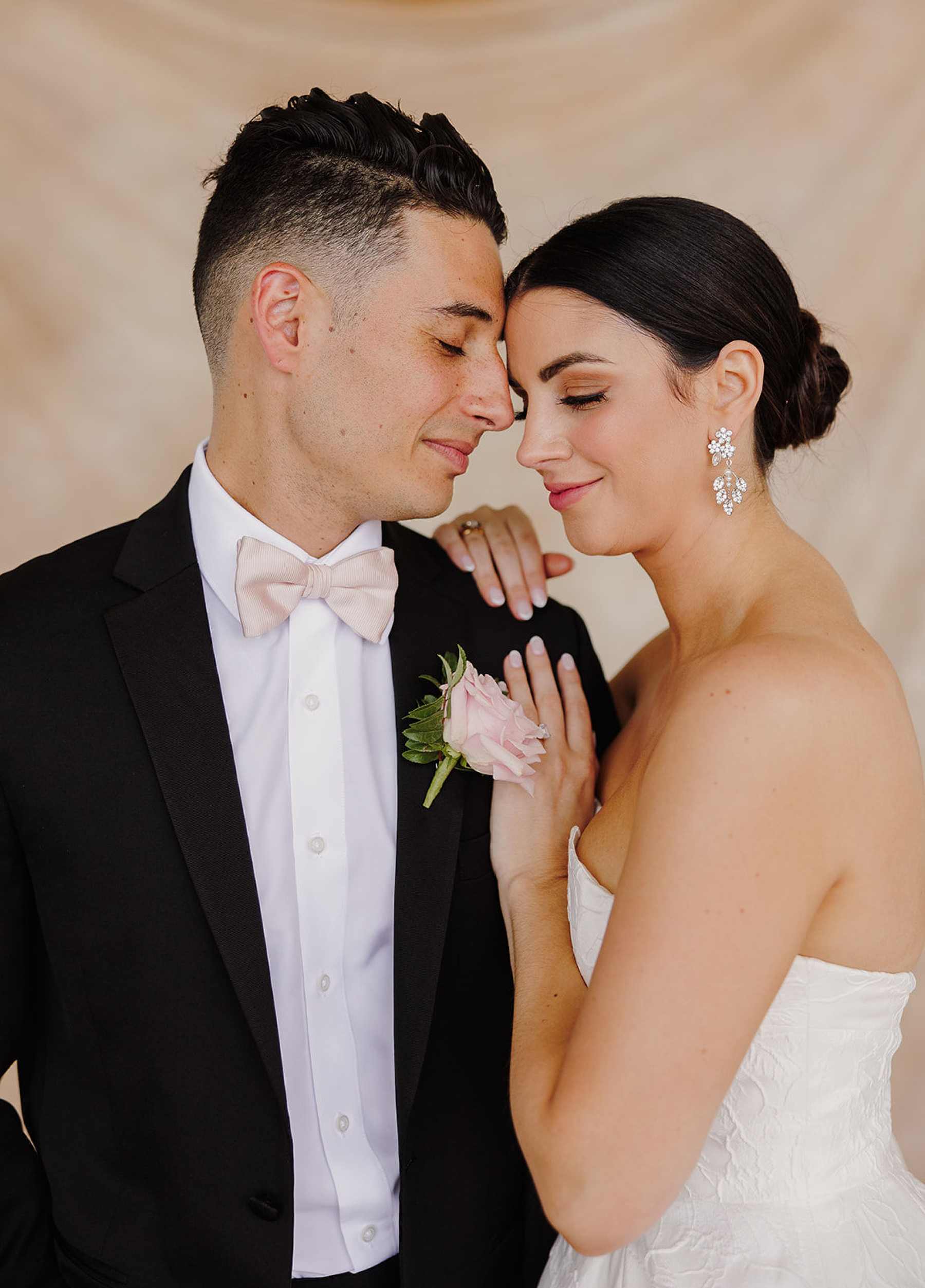 Blush Tones &amp; Timeless Moments: Peyton &amp; Michael's Harmonious Union at Timuquana Country Club photo