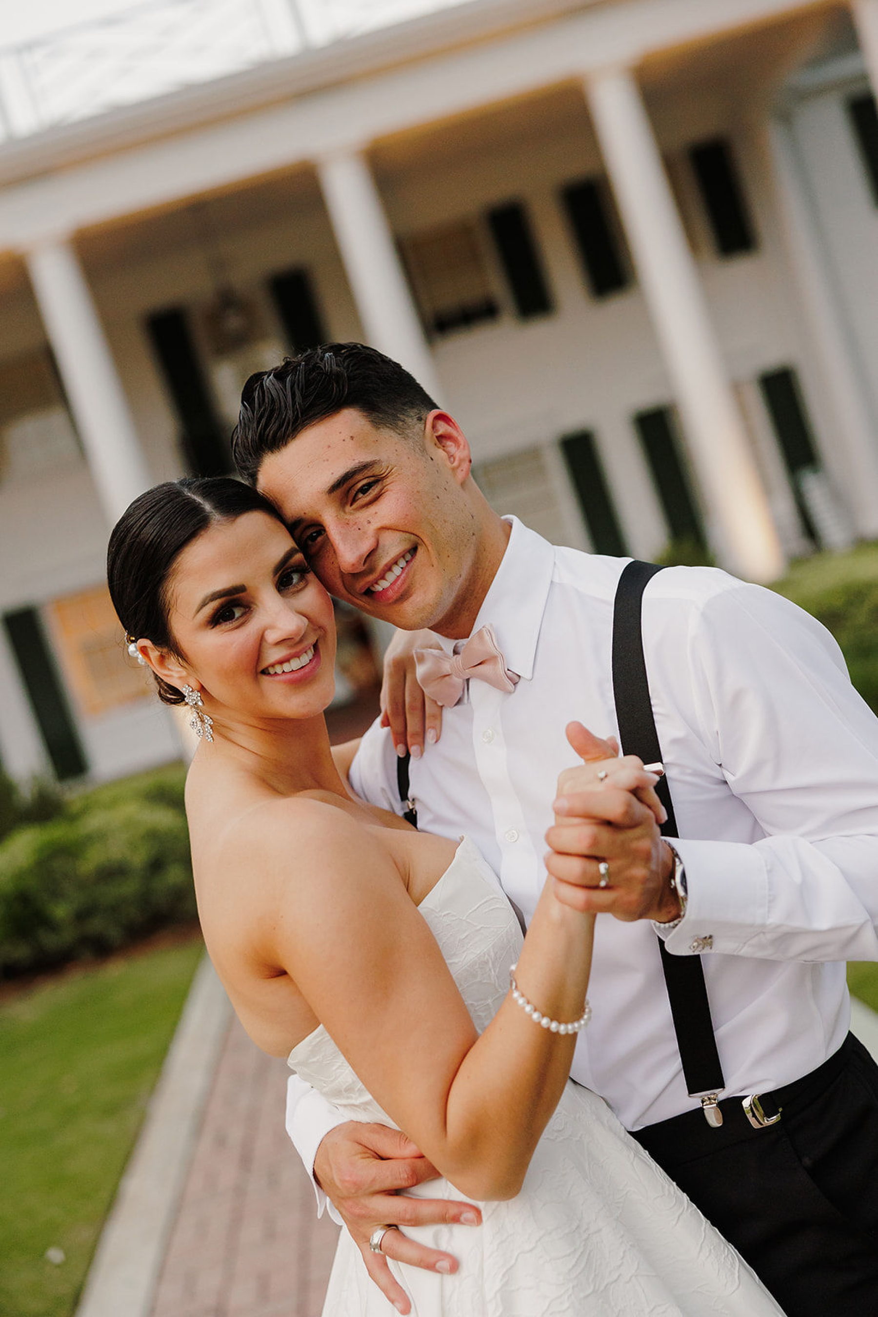 Blush Tones &amp; Timeless Moments: Peyton &amp; Michael's Harmonious Union at Timuquana Country Club photo