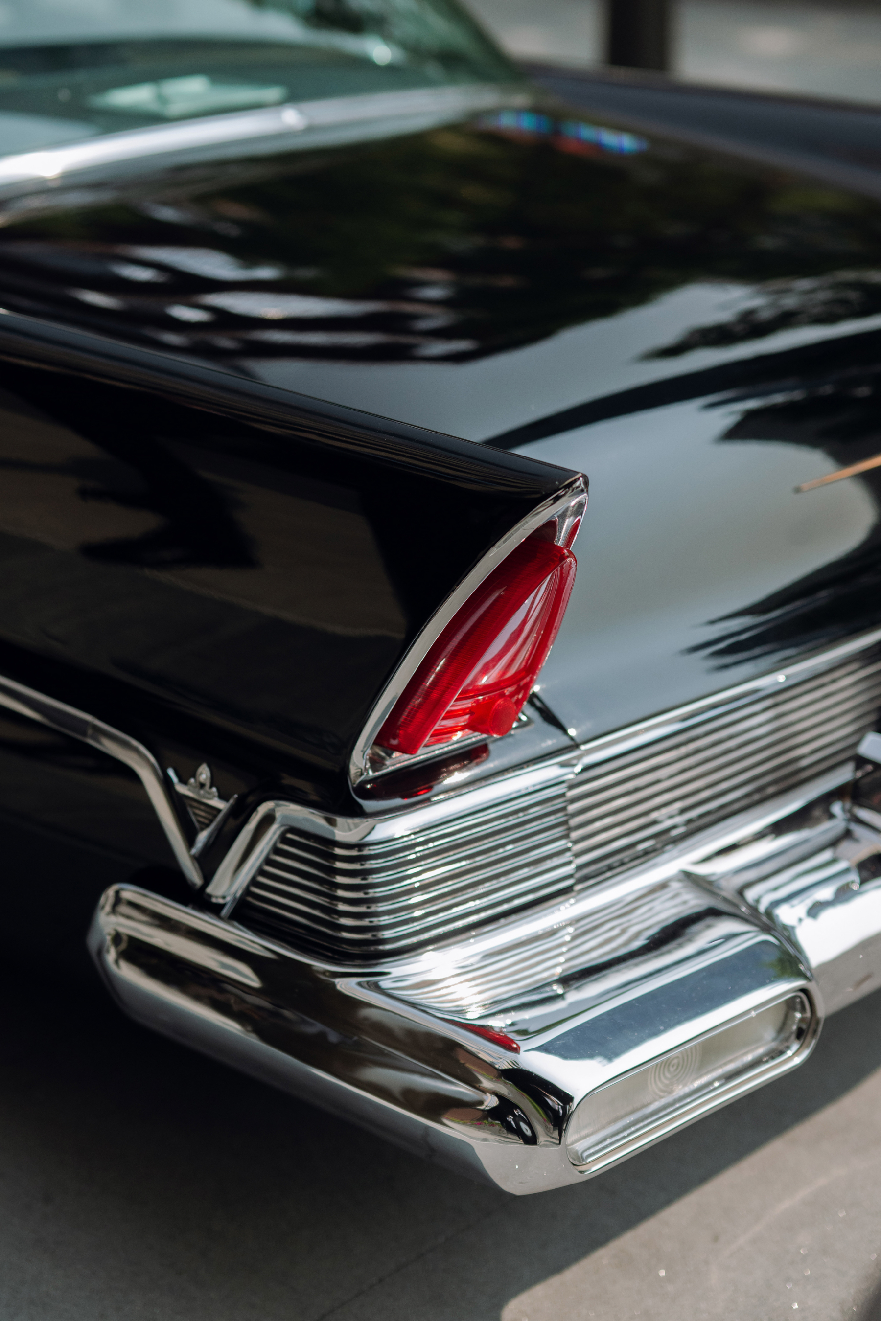 Shannon &amp; Nicholas: A Digital Introduction Turned True Love photo