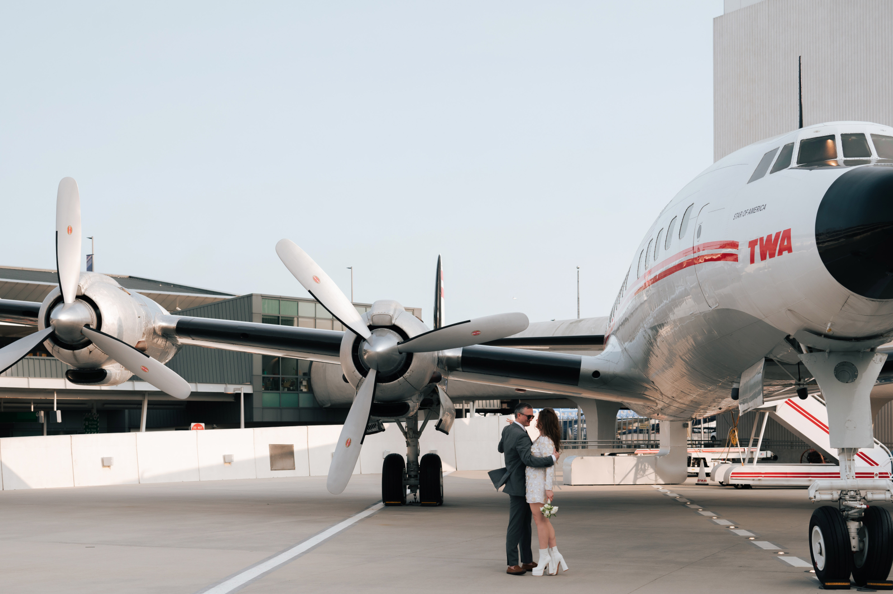 Shannon &amp; Nicholas: A Digital Introduction Turned True Love photo