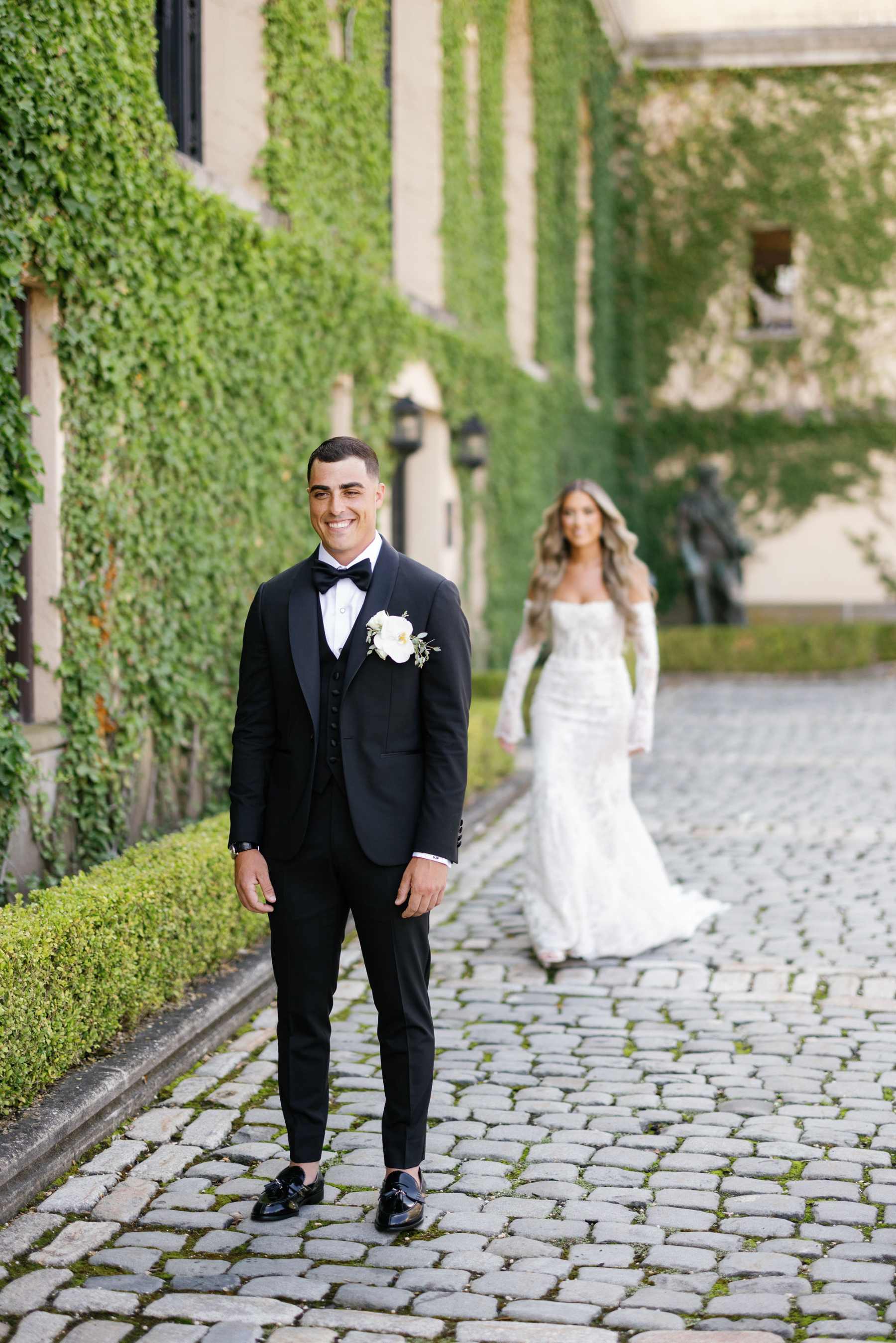 Destined at Oheka Castle: Jessica &amp; Nick's Tale of Timeless Romance photo