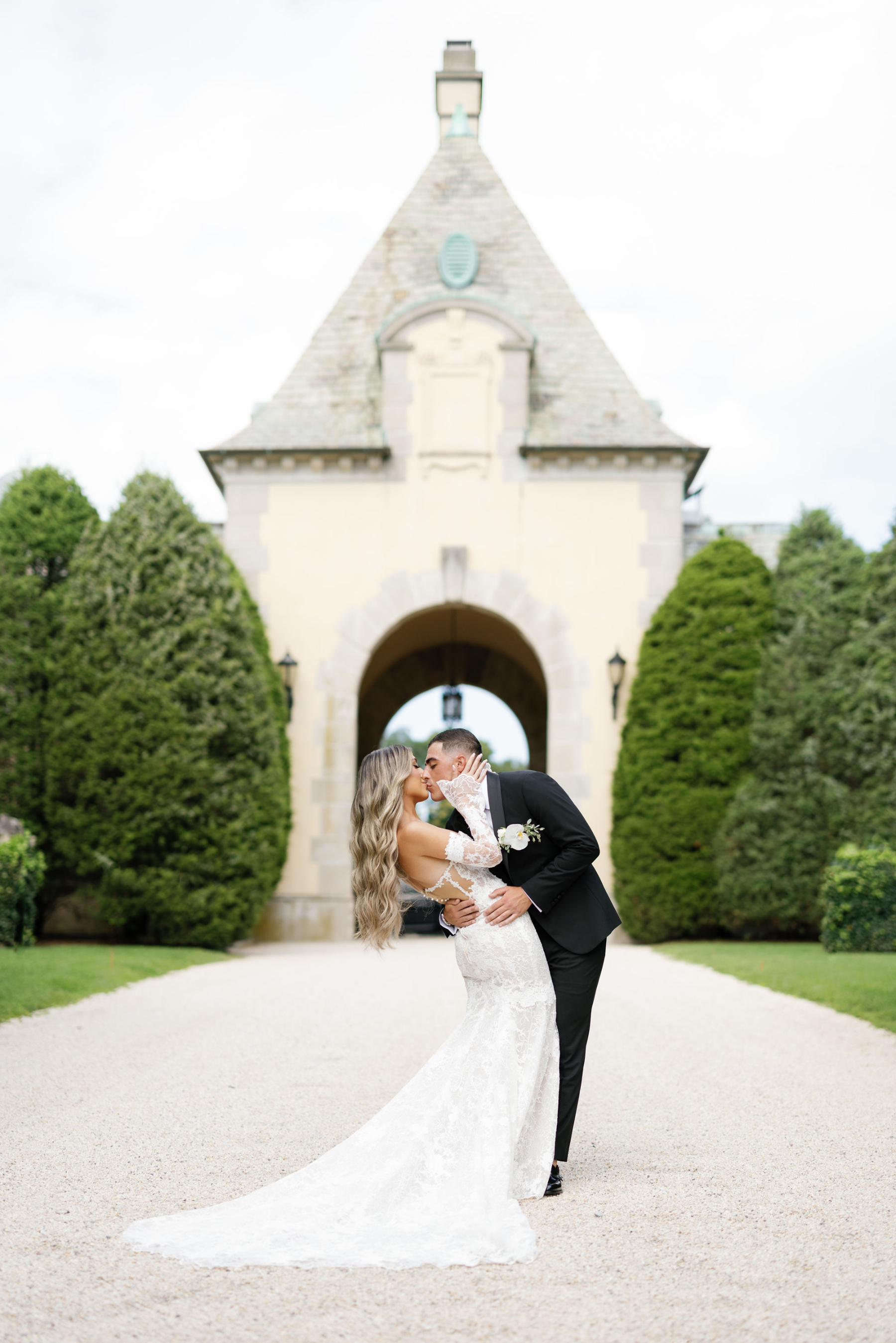 Destined at Oheka Castle: Jessica &amp; Nick's Tale of Timeless Romance photo