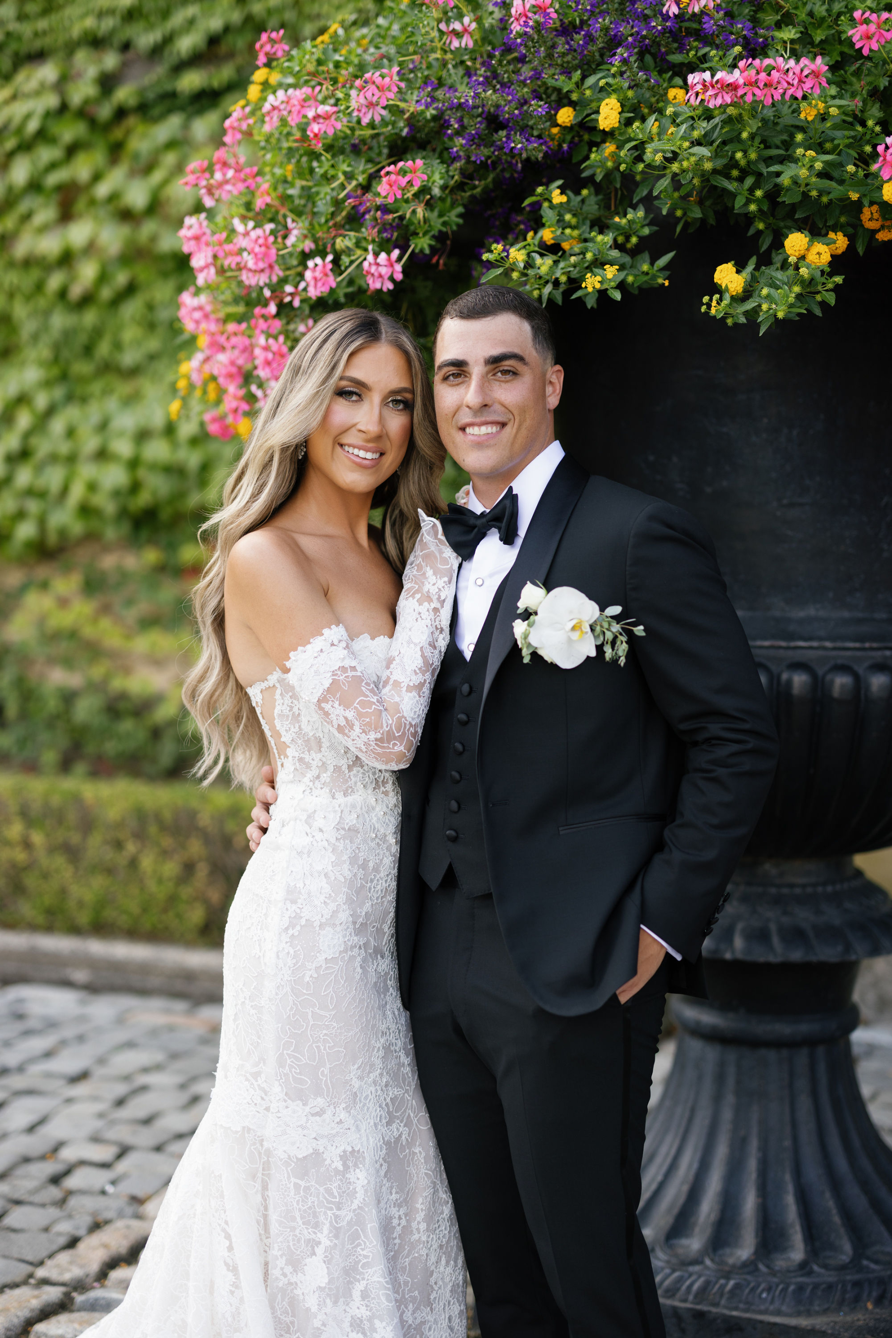 Destined at Oheka Castle: Jessica &amp; Nick's Tale of Timeless Romance photo