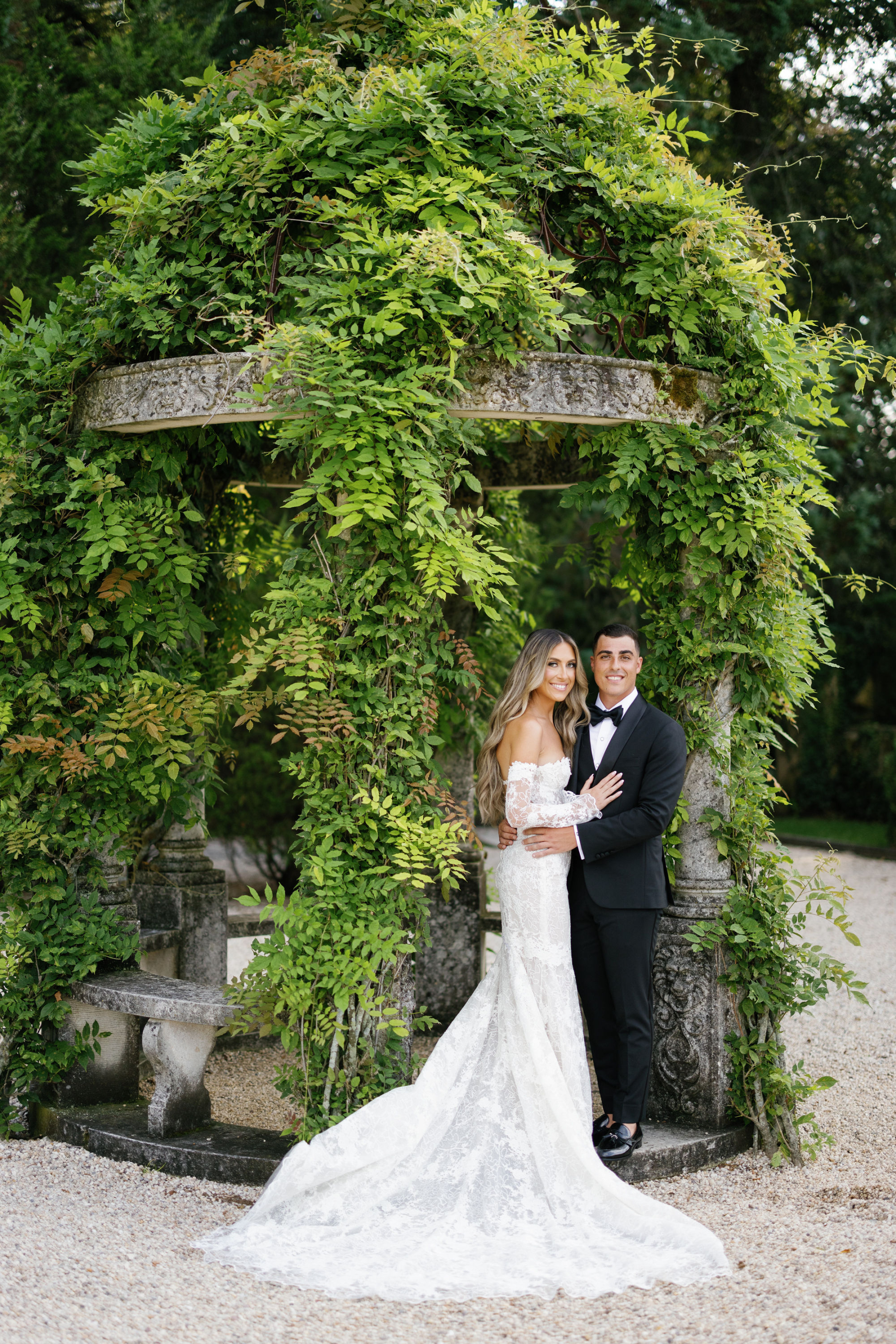 Destined at Oheka Castle: Jessica &amp; Nick's Tale of Timeless Romance photo