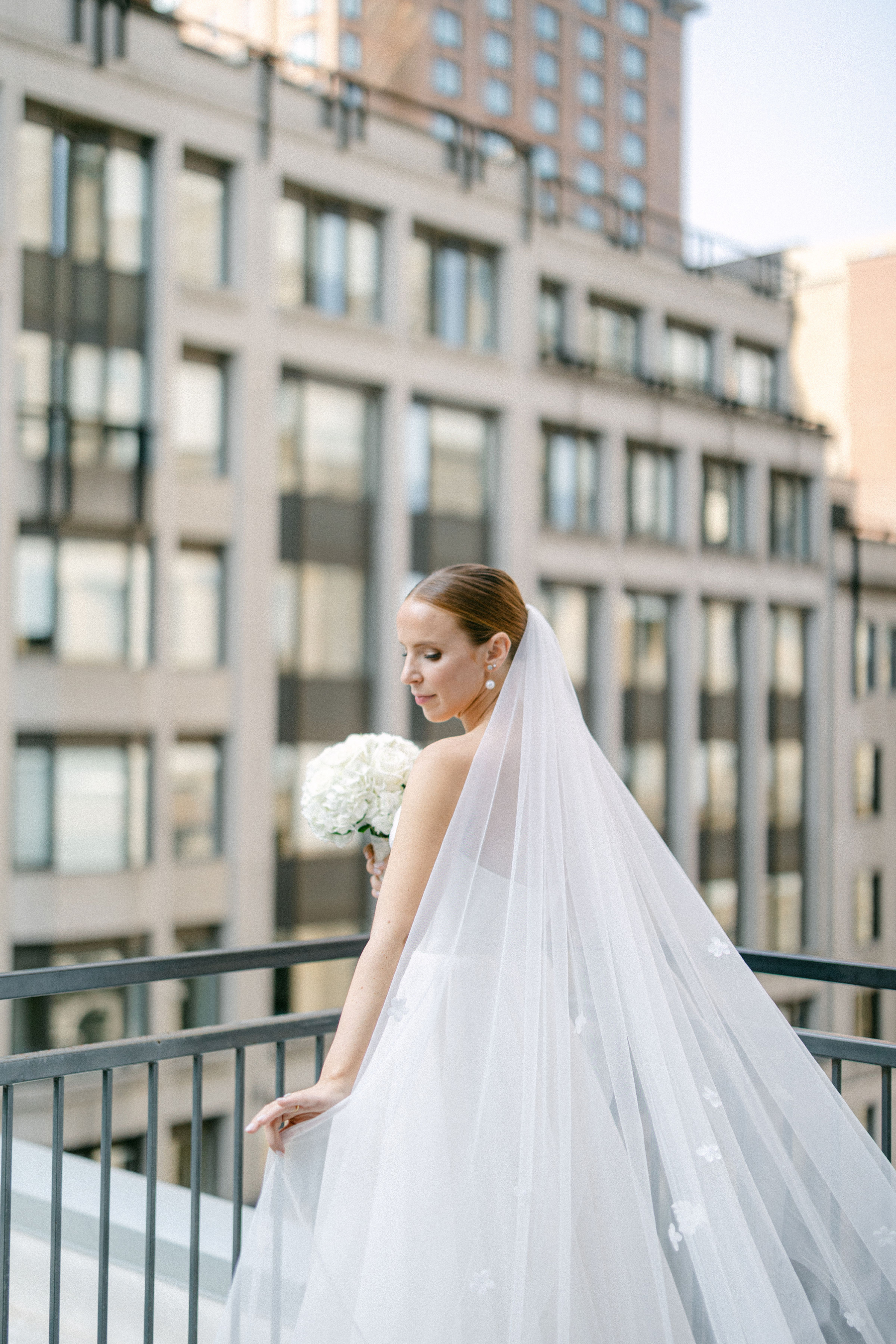 Spotlights and Serendipity: Caroline and William's Romance at the St-James Theatre photo