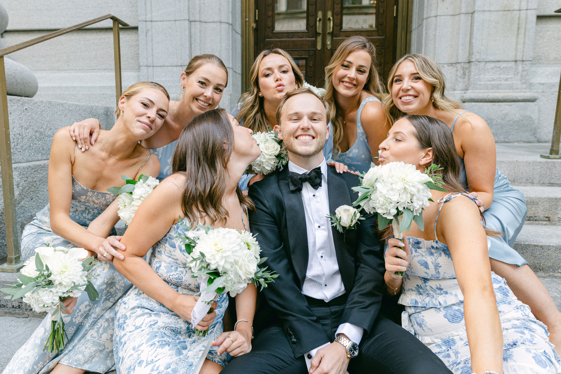 Spotlights and Serendipity: Caroline and William's Romance at the St-James Theatre photo