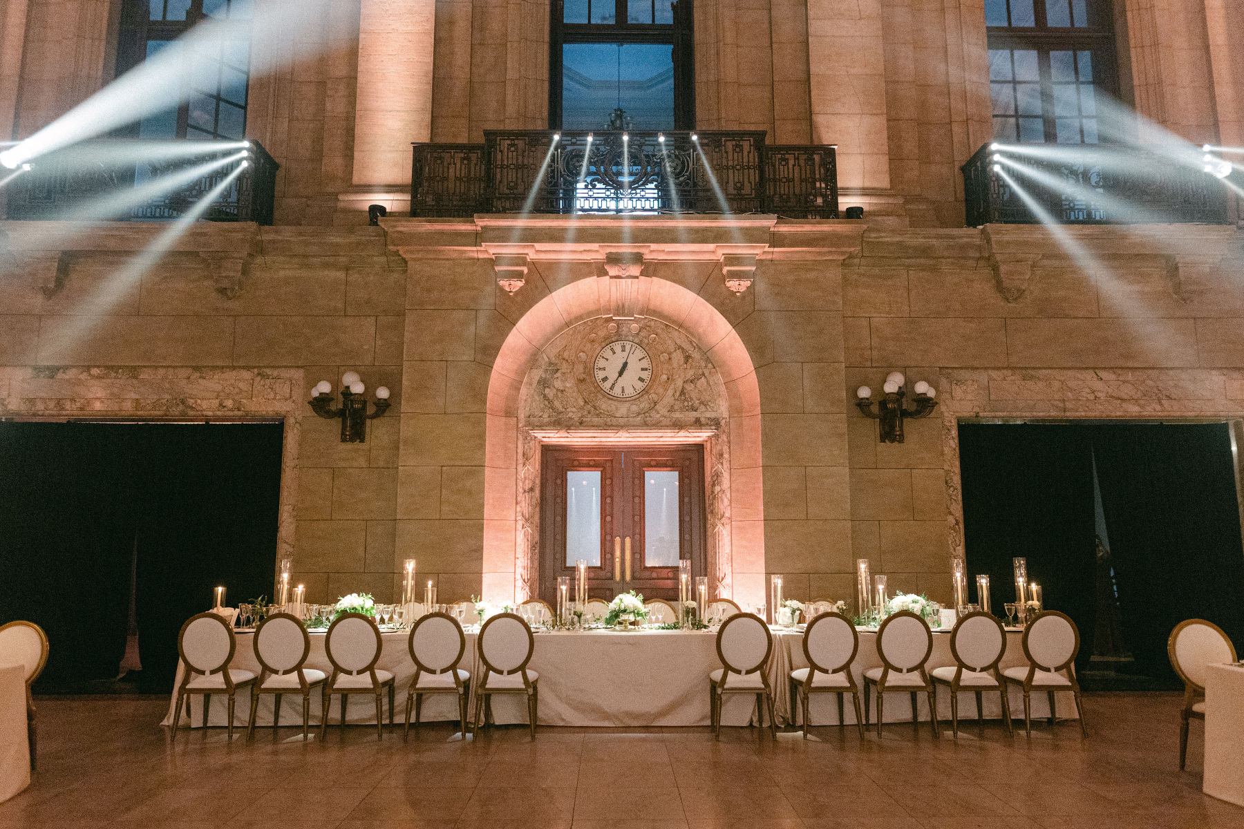 Spotlights and Serendipity: Caroline and William's Romance at the St-James Theatre photo