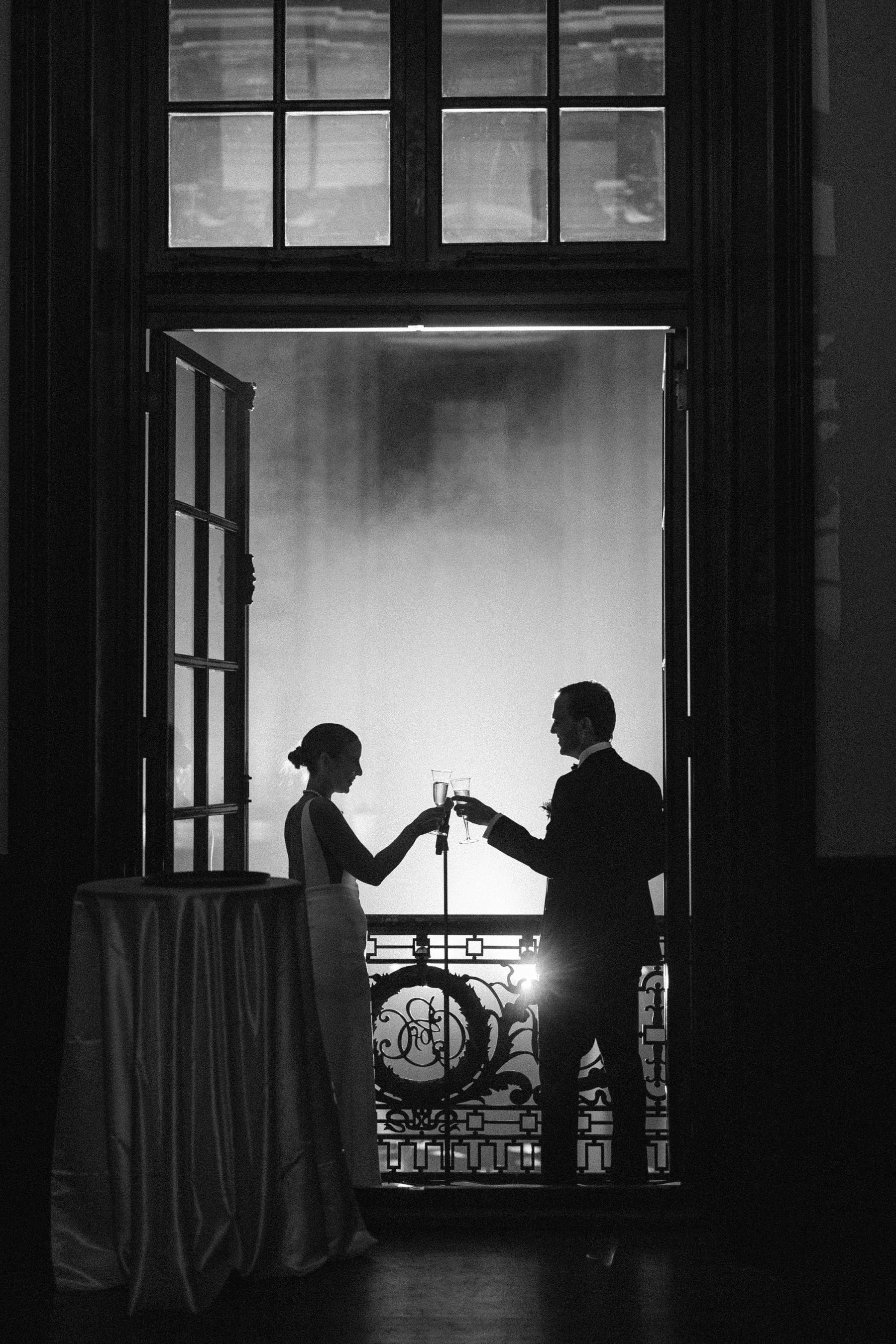 Spotlights and Serendipity: Caroline and William's Romance at the St-James Theatre photo