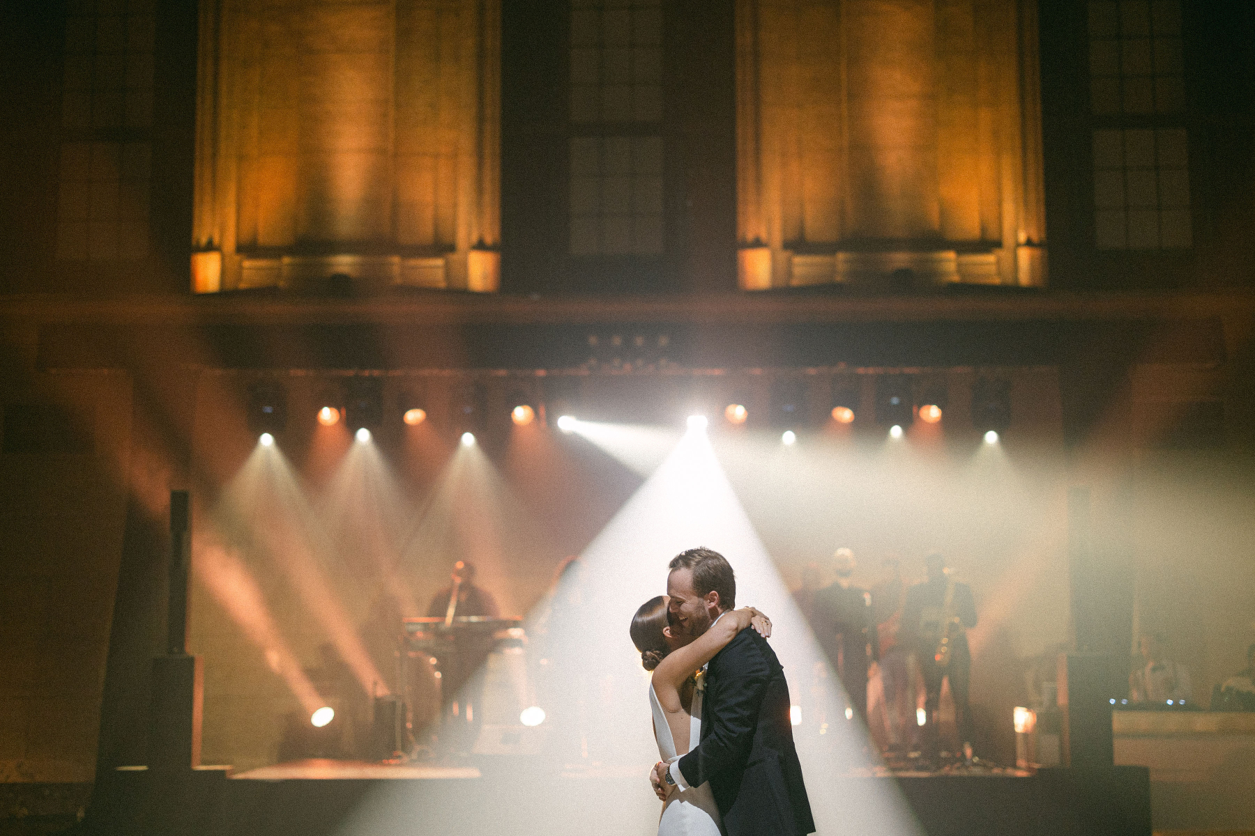 Spotlights and Serendipity: Caroline and William's Romance at the St-James Theatre photo