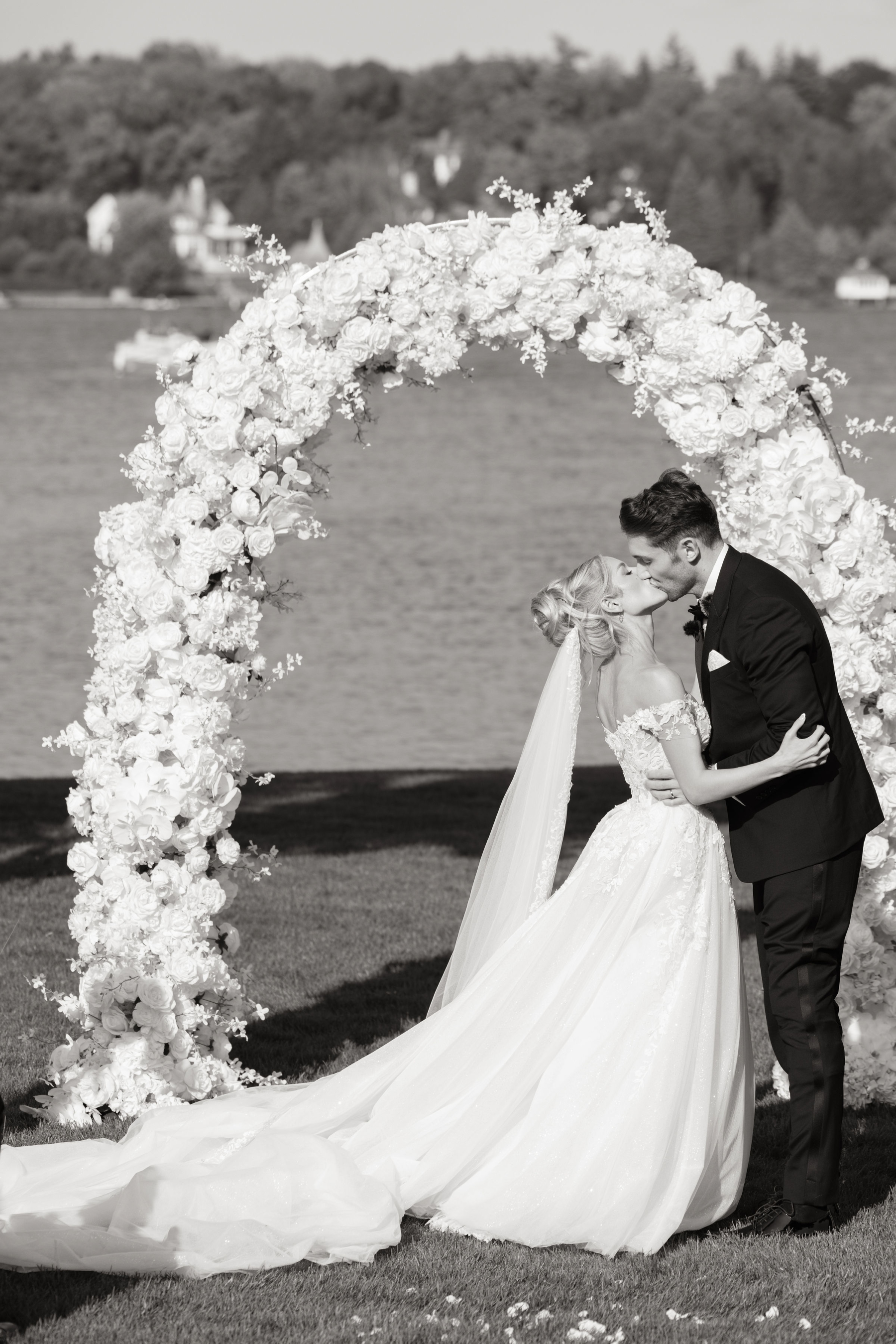 Enchanted Evening at the Persian Terrace: Paige &amp; Daniel's Fairytale Wedding photo