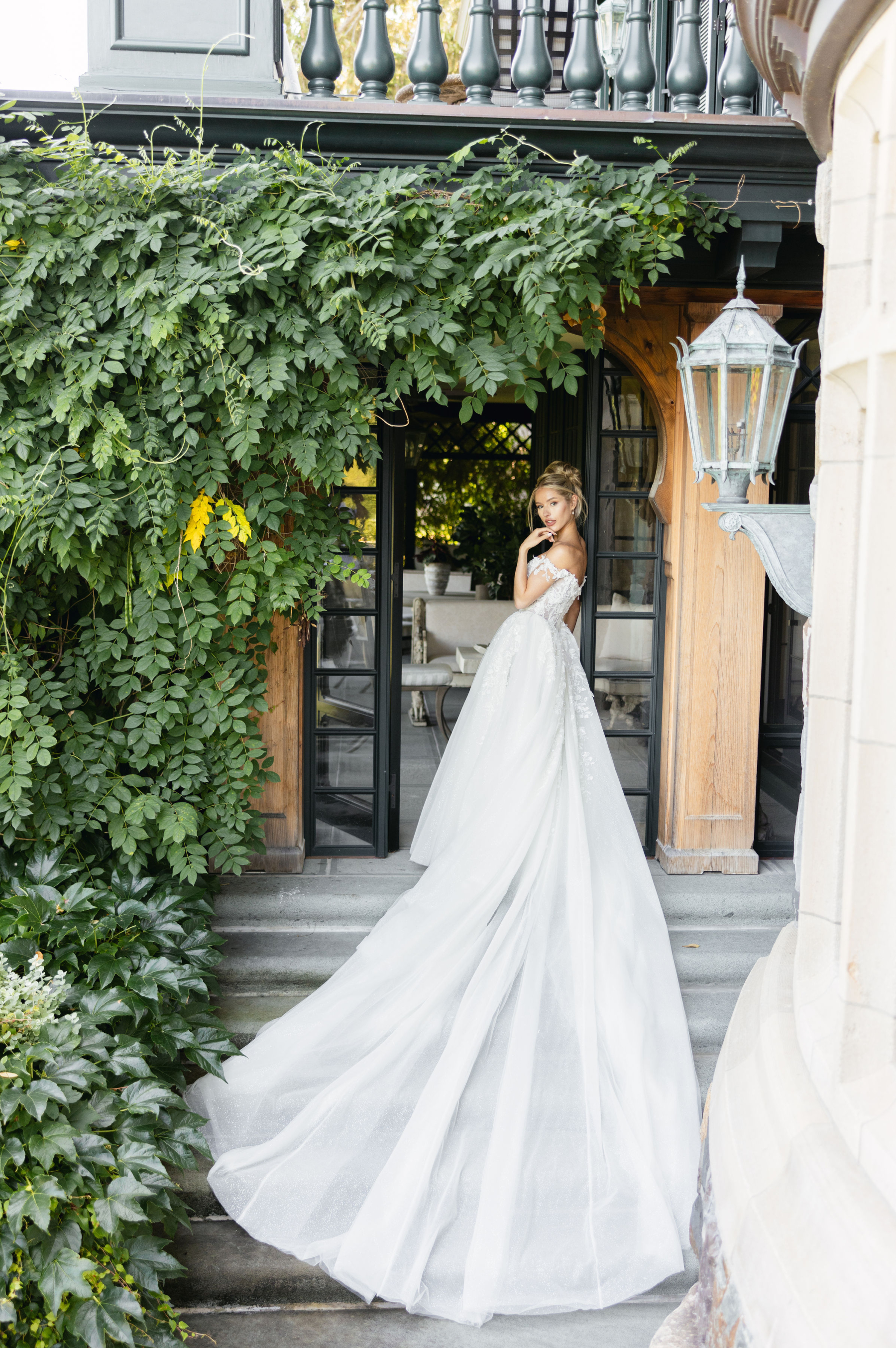 Enchanted Evening at the Persian Terrace: Paige &amp; Daniel's Fairytale Wedding photo
