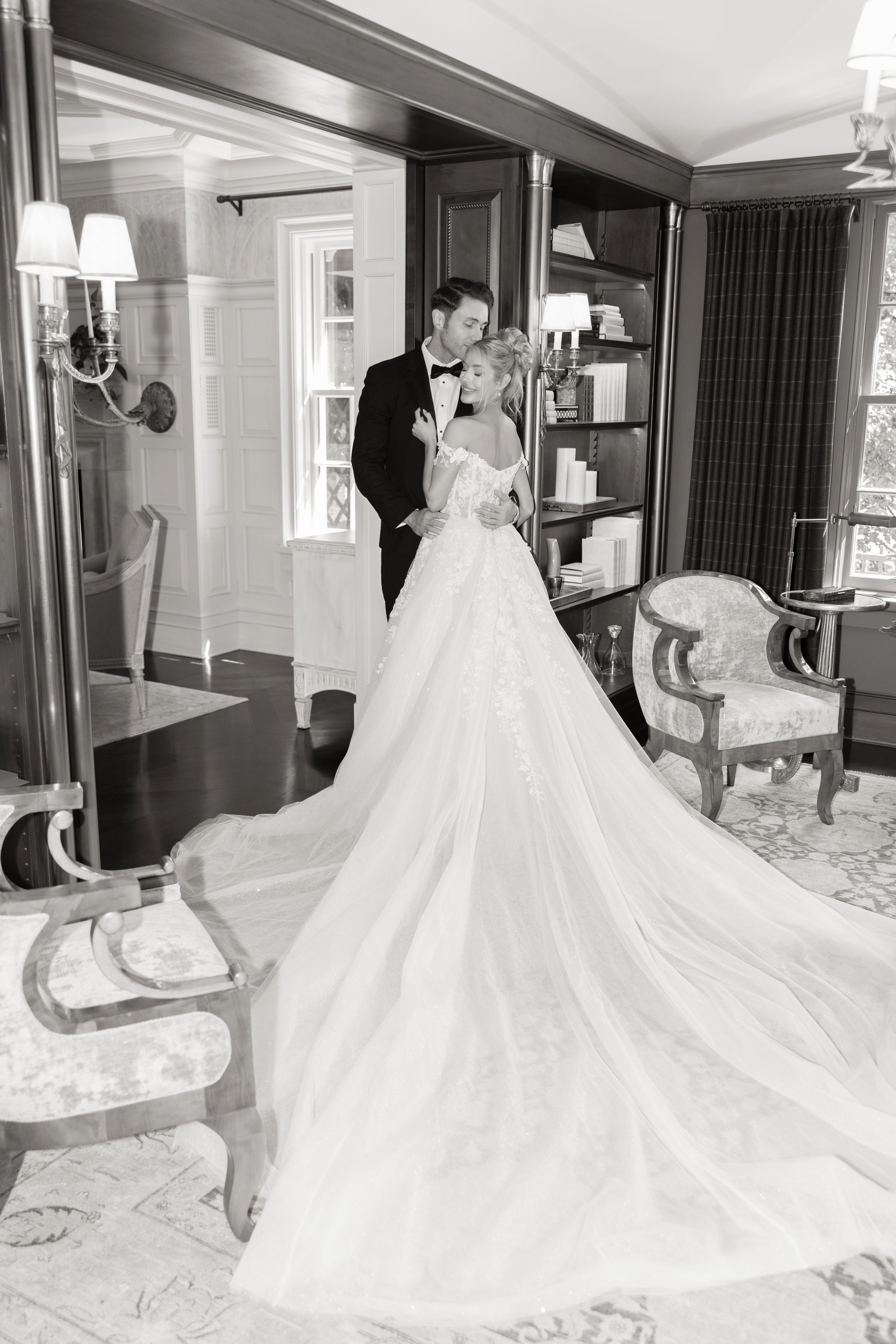 Enchanted Evening at the Persian Terrace: Paige &amp; Daniel's Fairytale Wedding photo