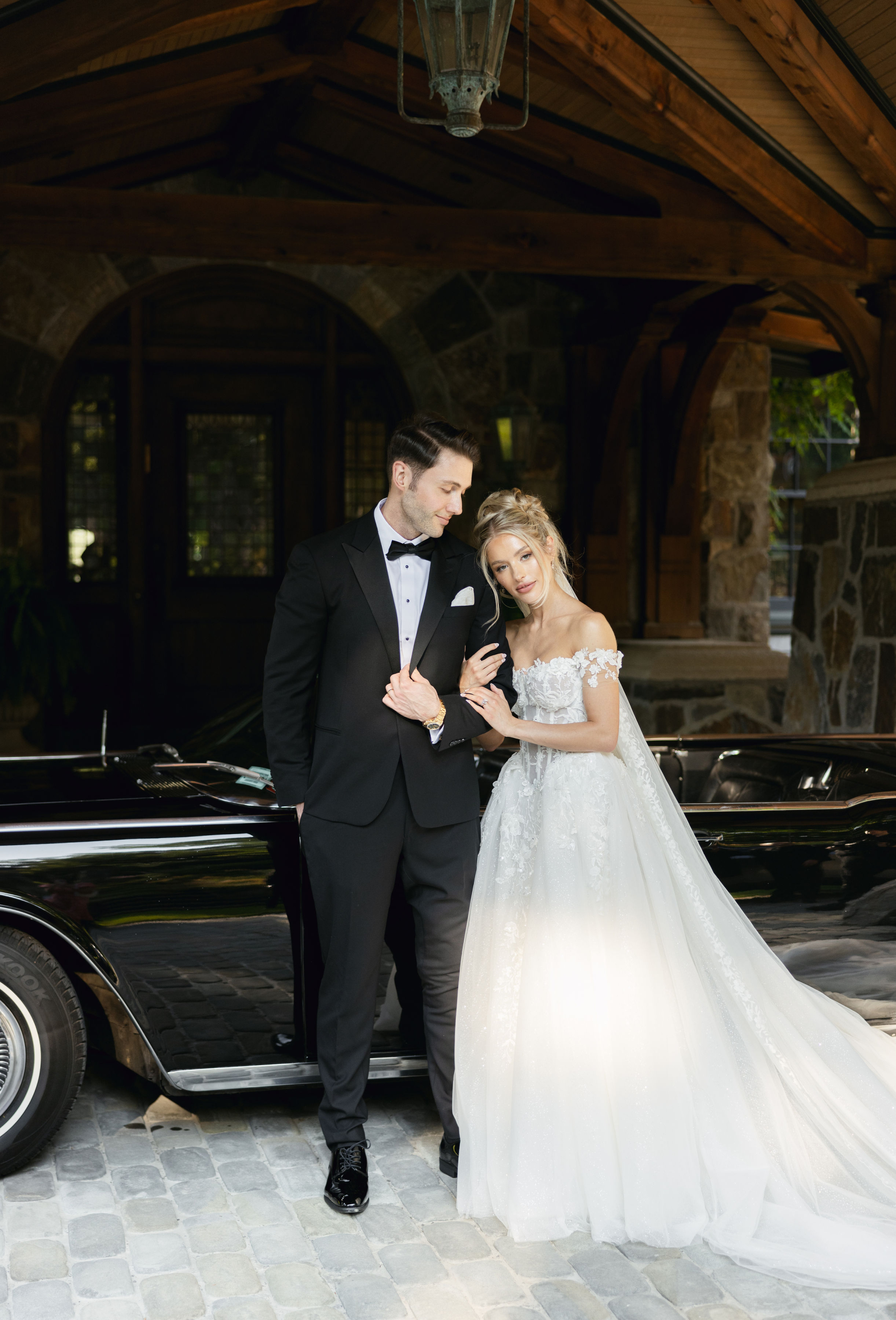 Enchanted Evening at the Persian Terrace: Paige &amp; Daniel's Fairytale Wedding photo