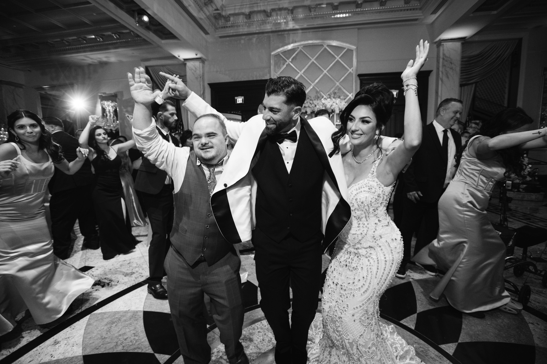 Whimsical Wedding: Elvira &amp; Johnny's Grand Affair at Shadowbrook, Shrewsbury photo