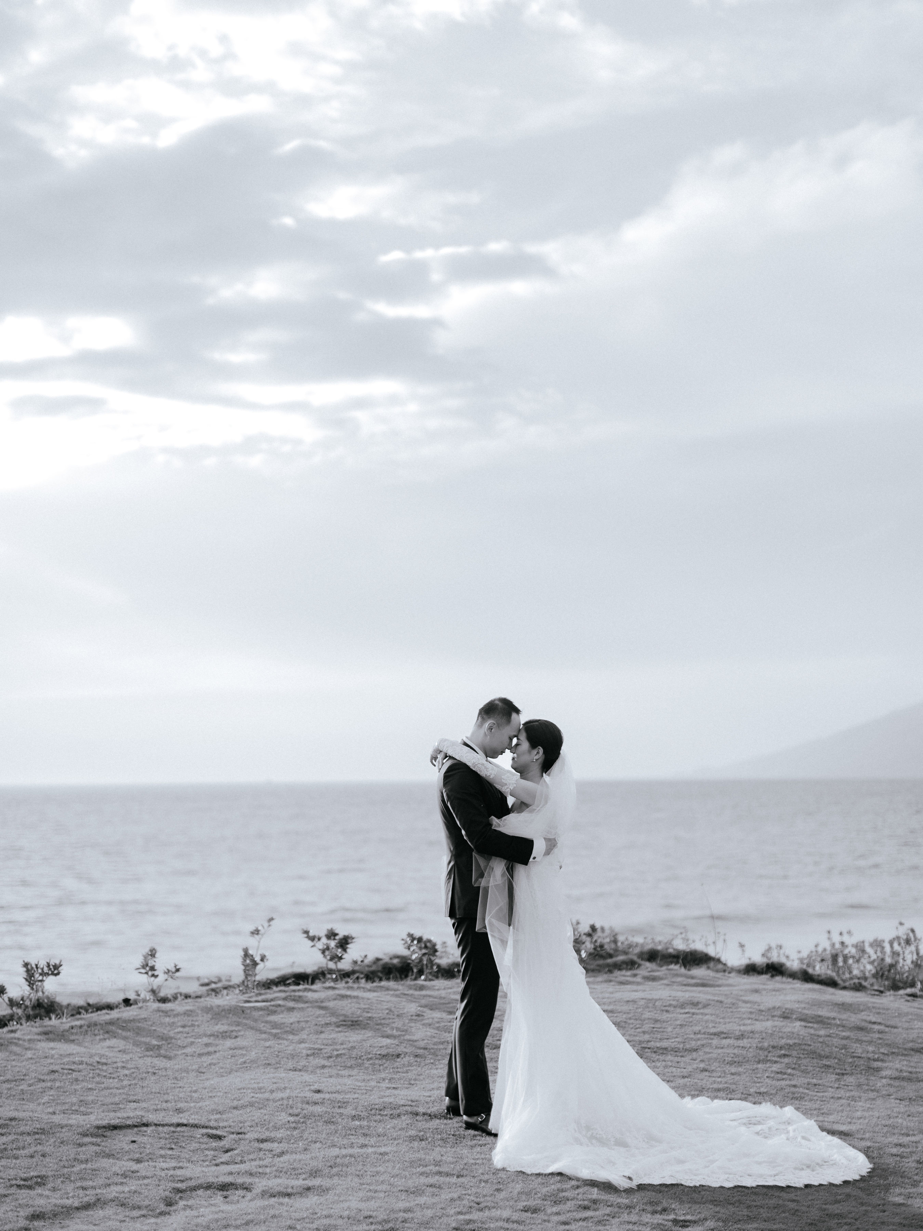 Yichen &amp; Qiming's Intimate Escape at Andaz Maui At Wailea Resort - A Concept by Hyatt photo