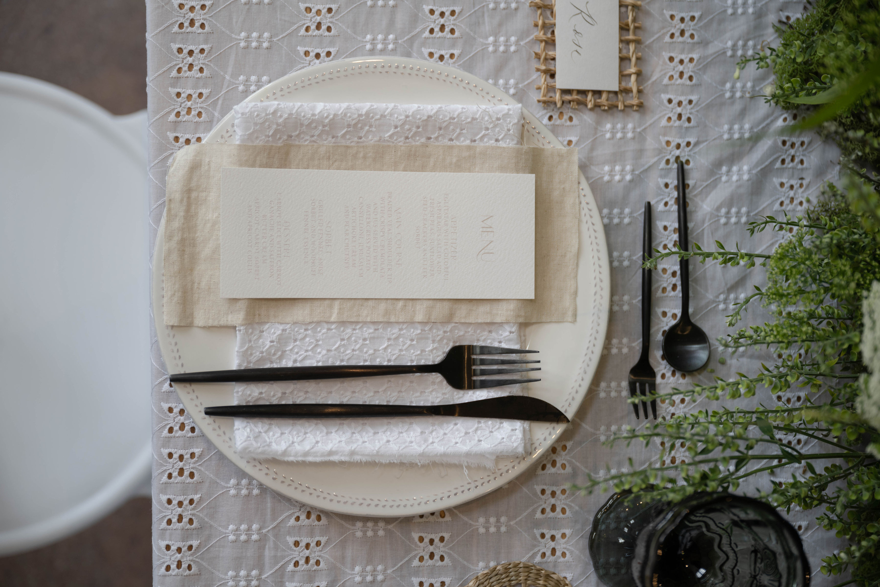 Olivia &amp; Liam's Enchanted Day at K-Haus: Swiping Right to Forever photo