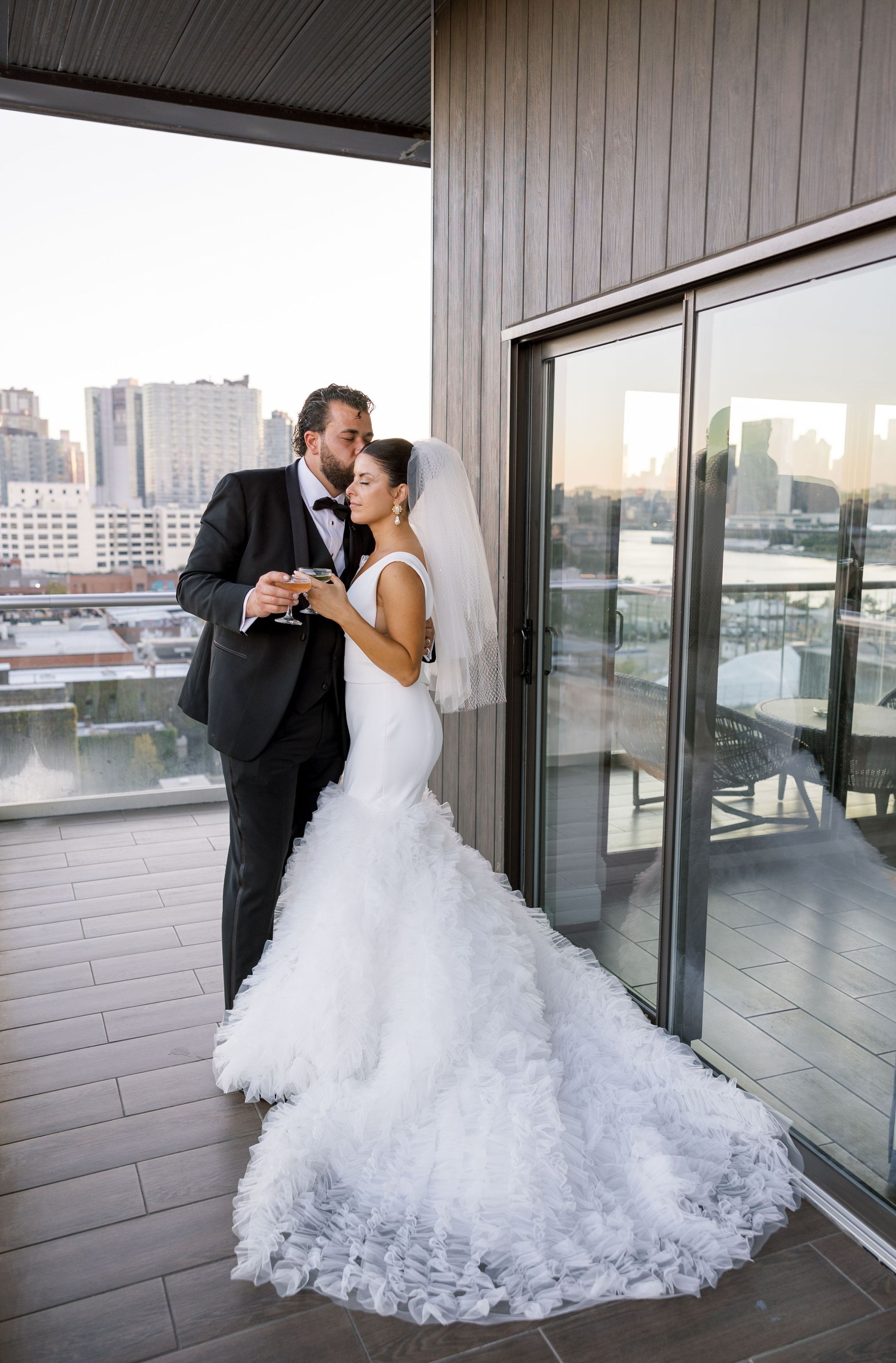 Urban Euphoria: Adriana &amp; Kyle's Magical Moments at Ravel Hotel photo