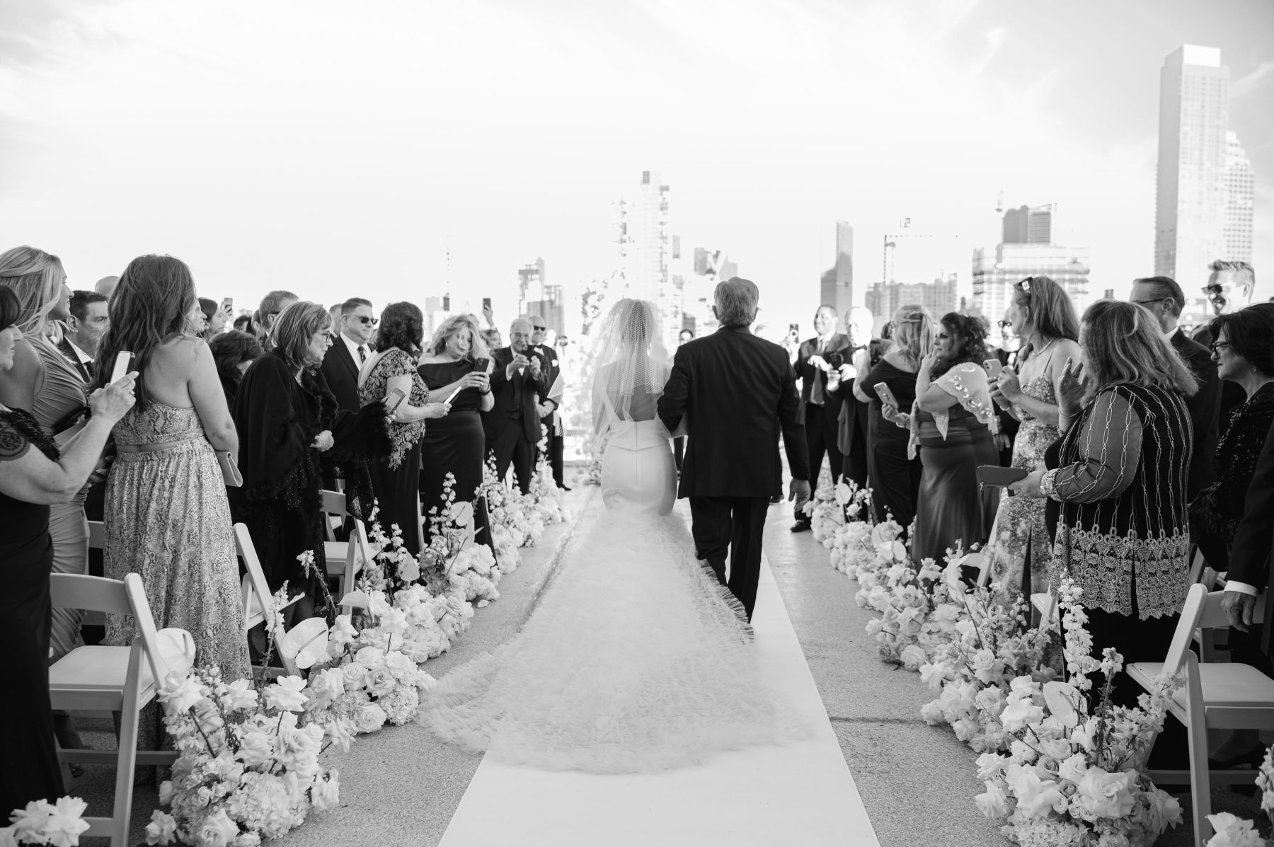 Urban Euphoria: Adriana &amp; Kyle's Magical Moments at Ravel Hotel photo