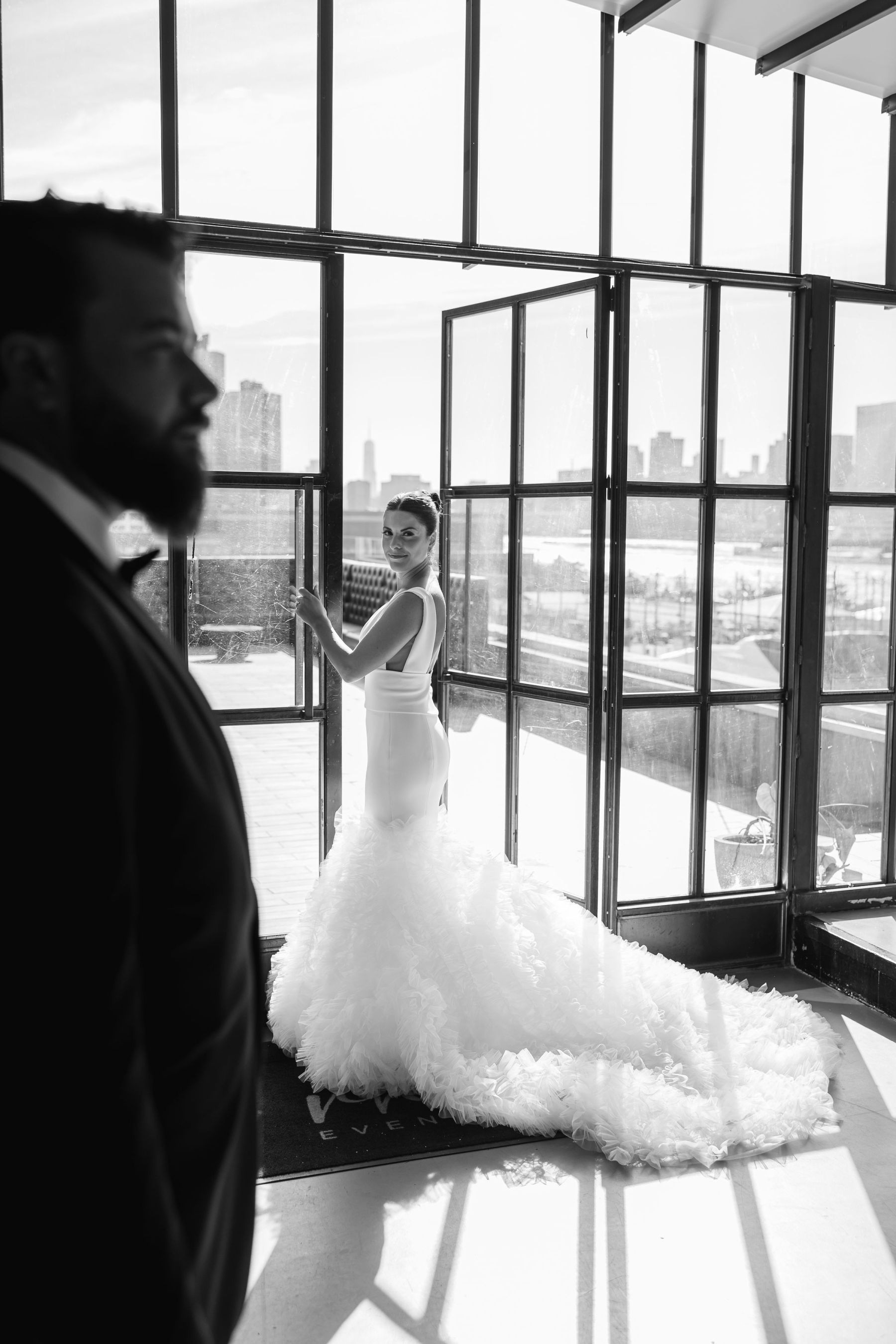 Urban Euphoria: Adriana &amp; Kyle's Magical Moments at Ravel Hotel photo