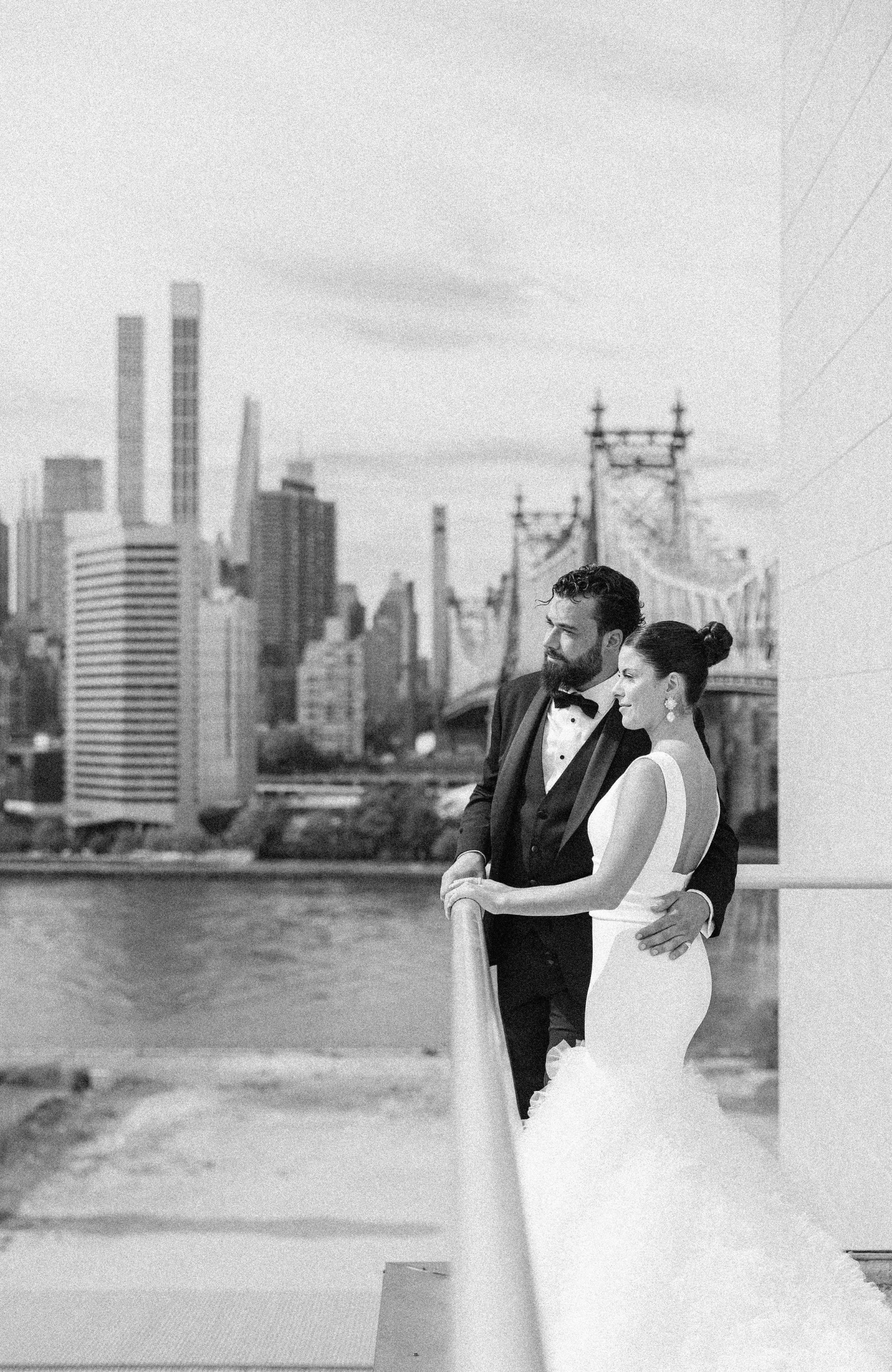 Urban Euphoria: Adriana &amp; Kyle's Magical Moments at Ravel Hotel photo