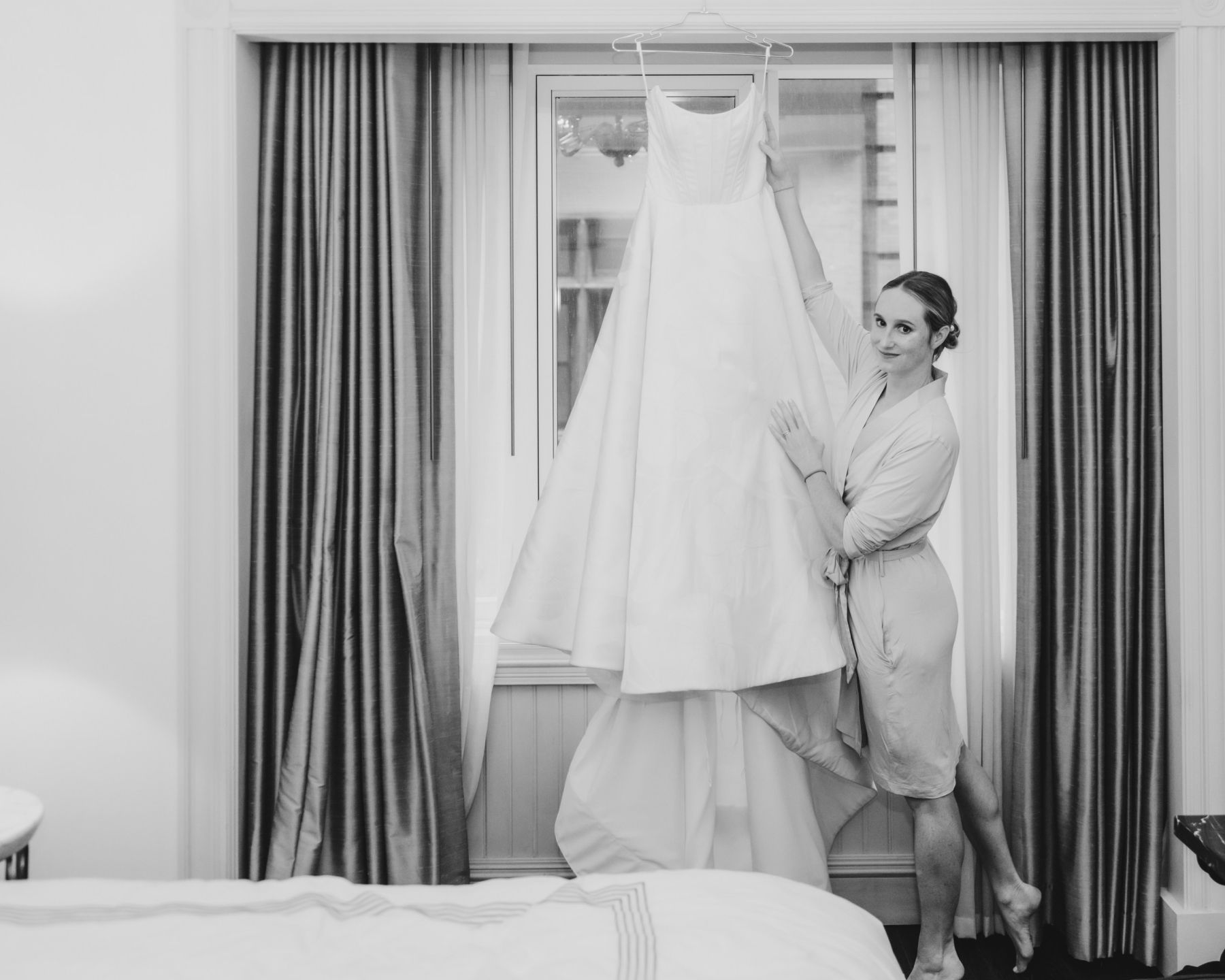 Phoebe &amp; Daniel: A Classic New York 'I Do' at the Beekman Hotel photo