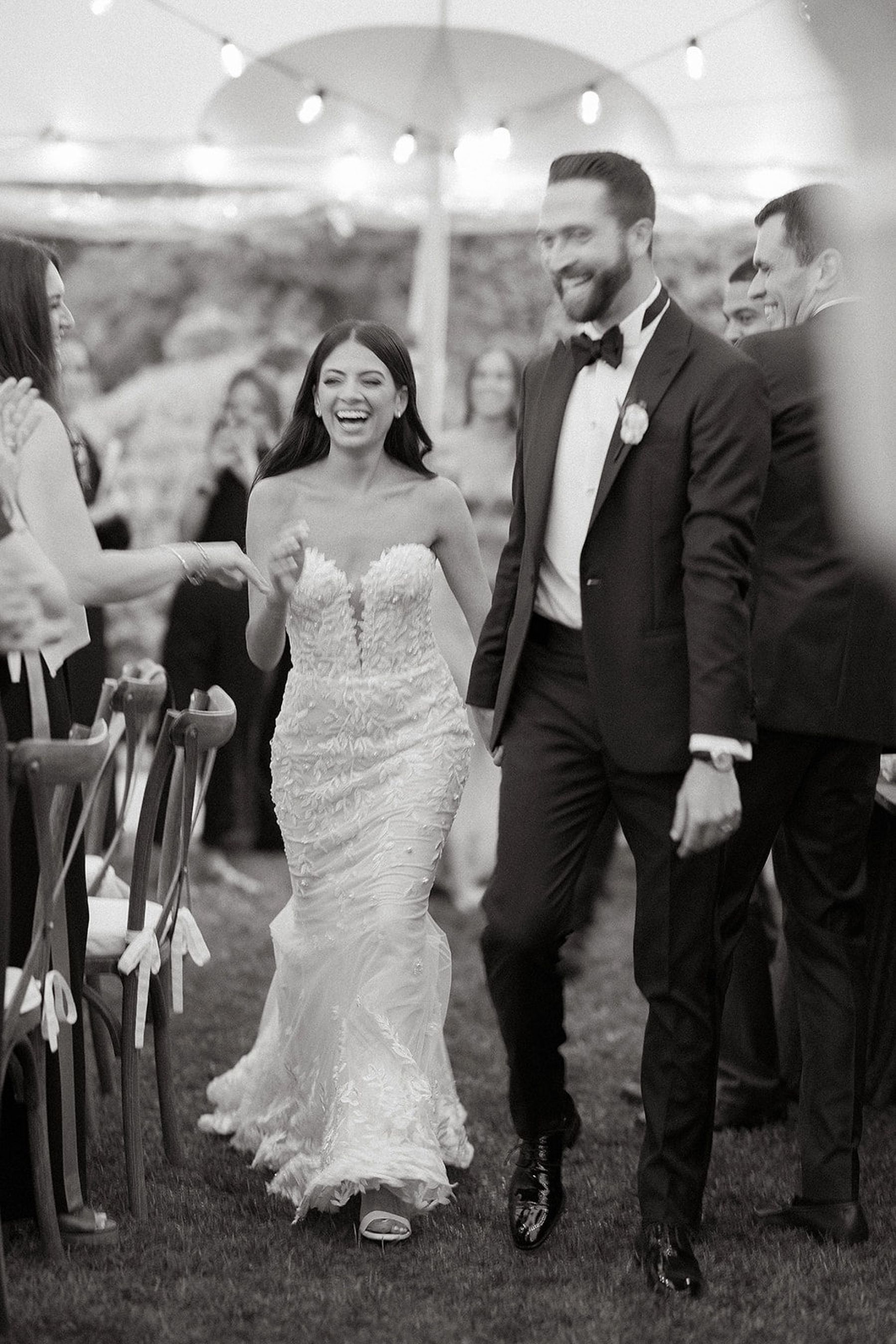 Lauren&amp;Matt: A Valley Rock Inn Love Story Unfolds photo