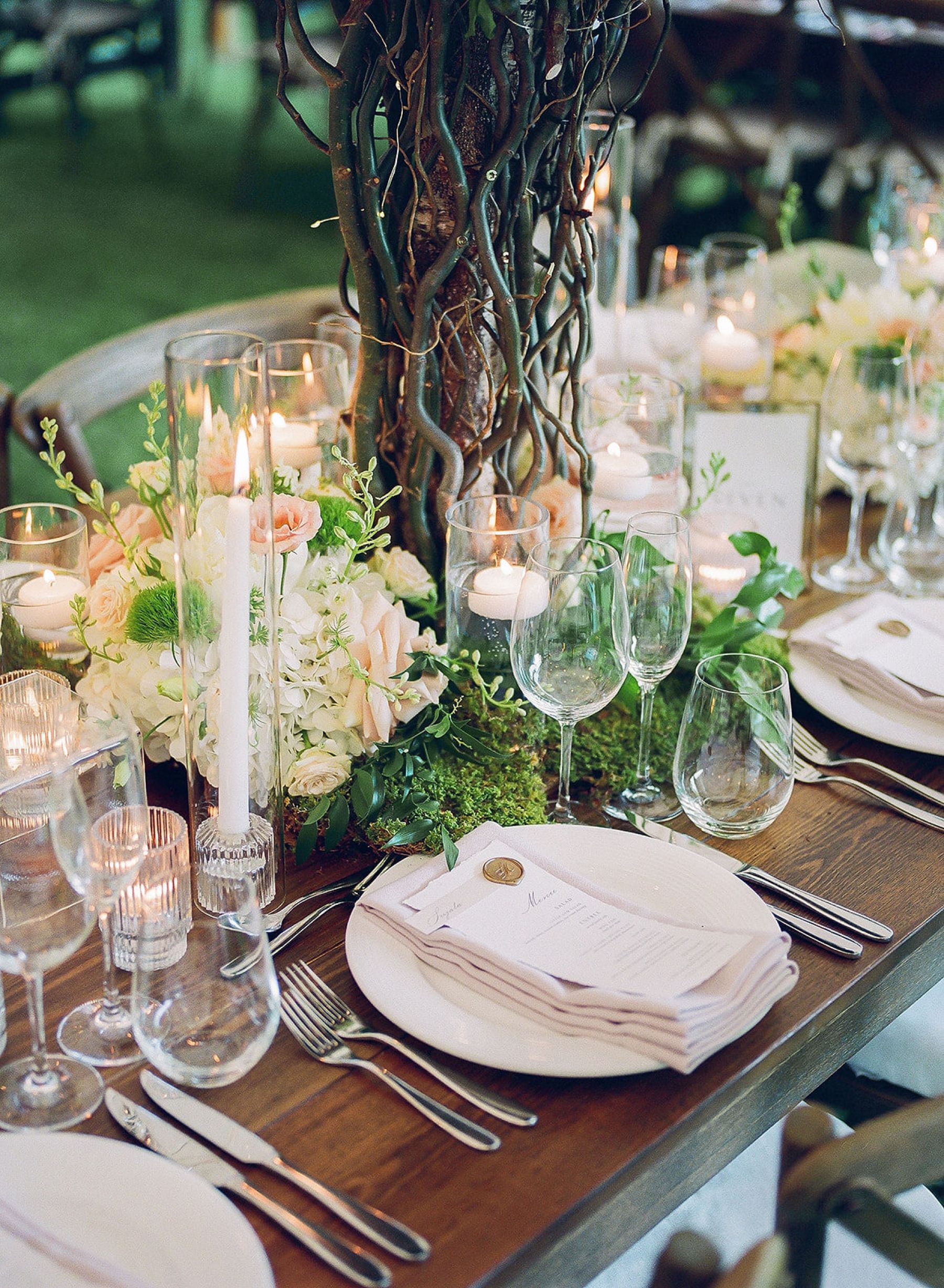 Lauren&amp;Matt: A Valley Rock Inn Love Story Unfolds photo