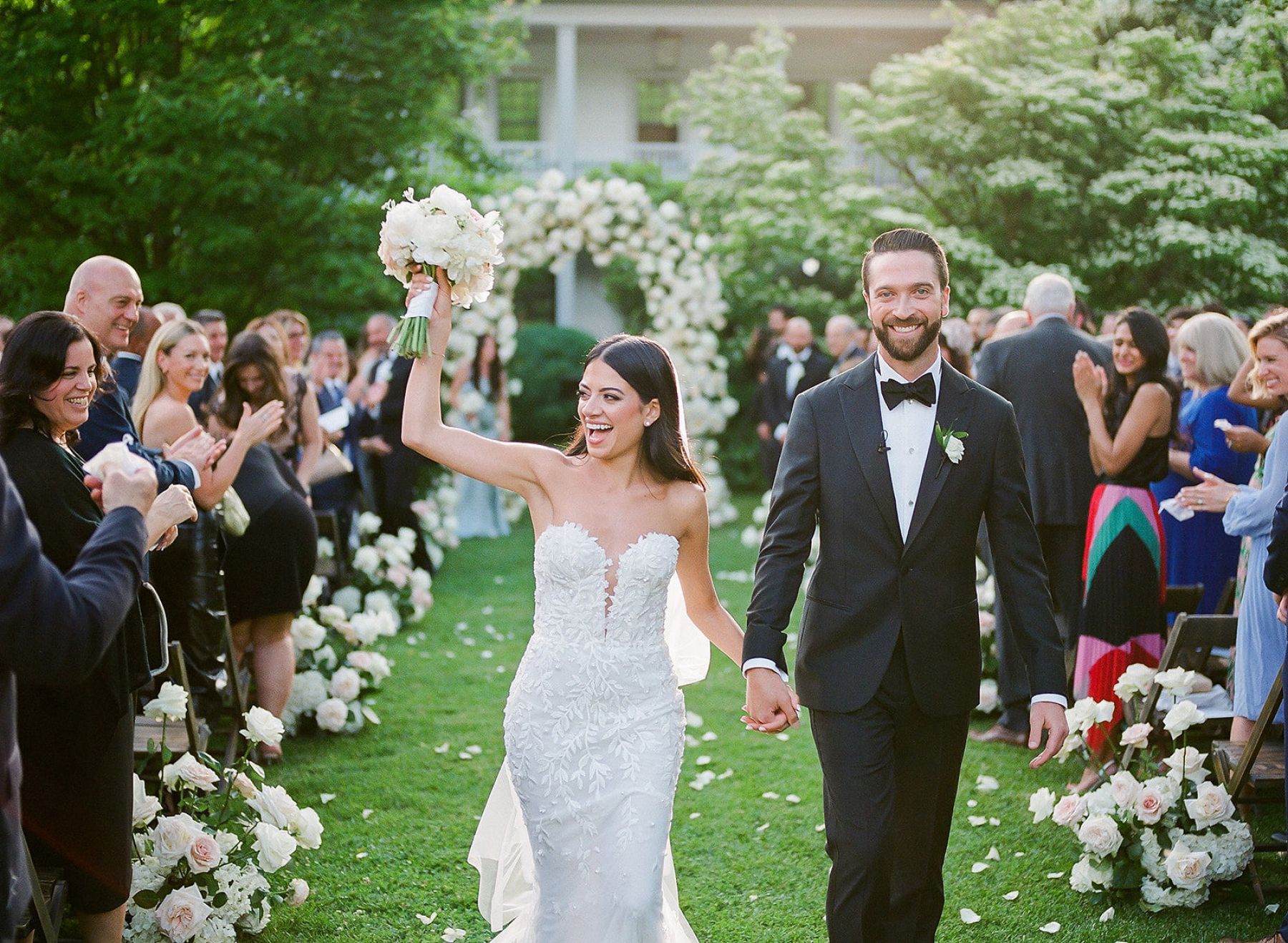 Lauren&amp;Matt: A Valley Rock Inn Love Story Unfolds photo