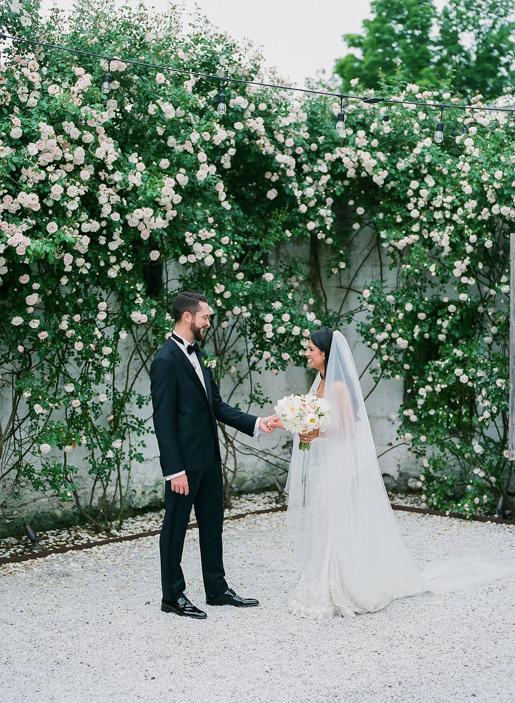 Lauren&amp;Matt: A Valley Rock Inn Love Story Unfolds photo