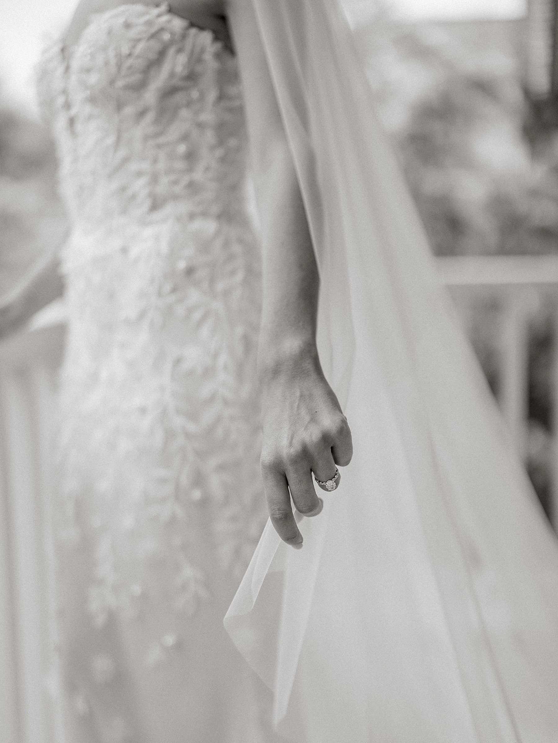 Lauren&amp;Matt: A Valley Rock Inn Love Story Unfolds photo
