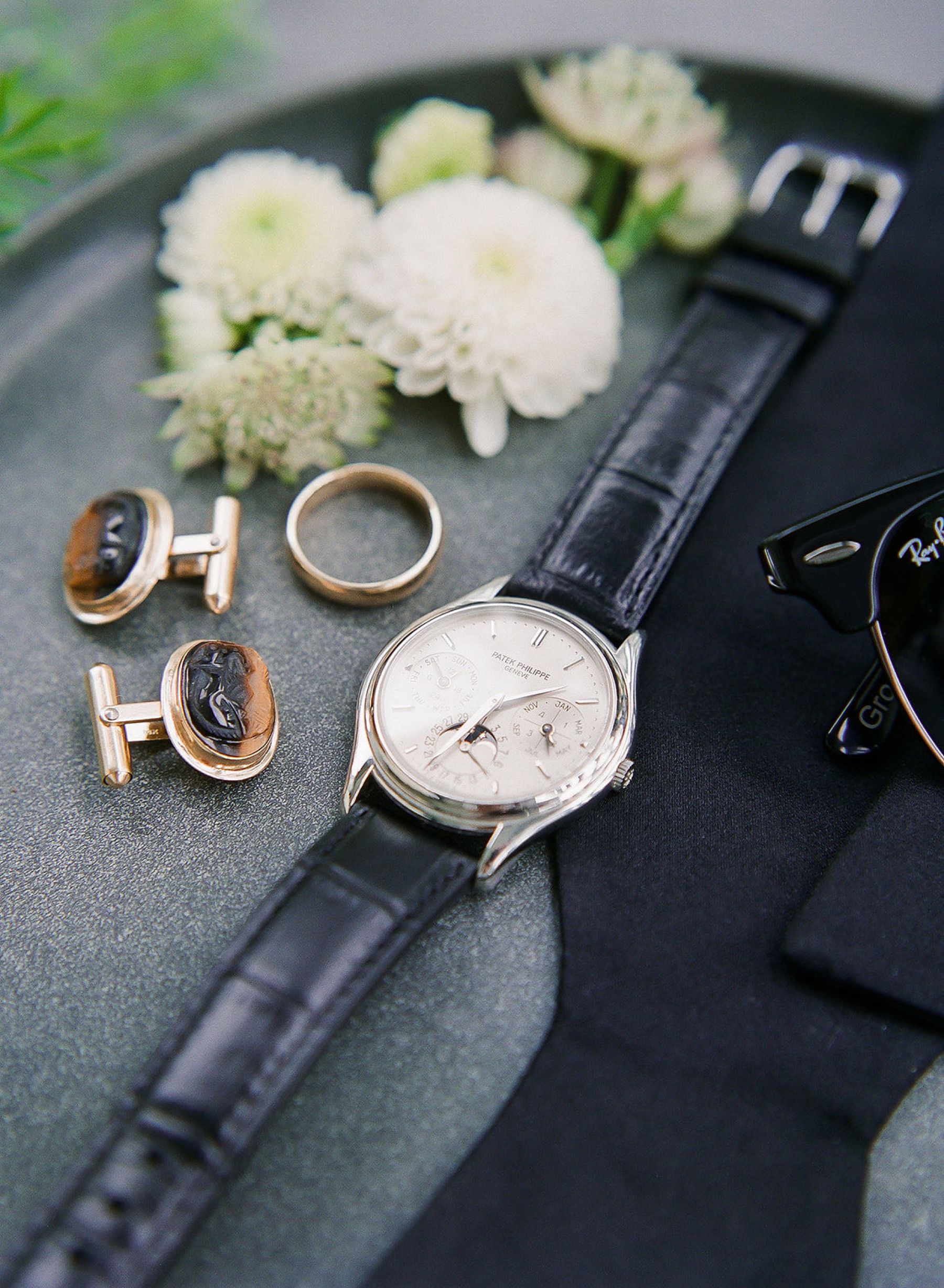 Lauren&amp;Matt: A Valley Rock Inn Love Story Unfolds photo