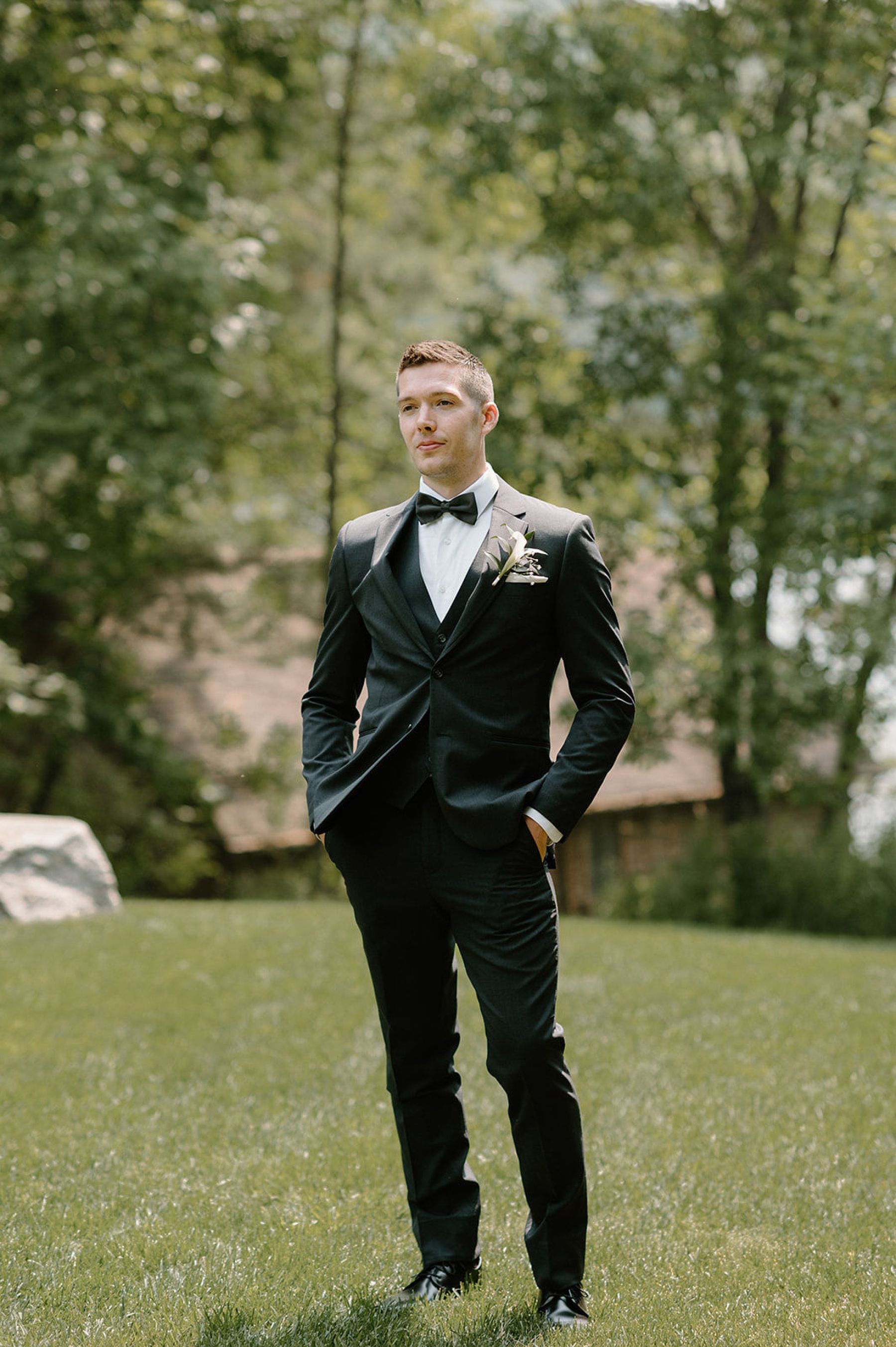 Tender Moments: Sara &amp; Alex’s Dreamy Day at Parents House on Lake Vernon photo