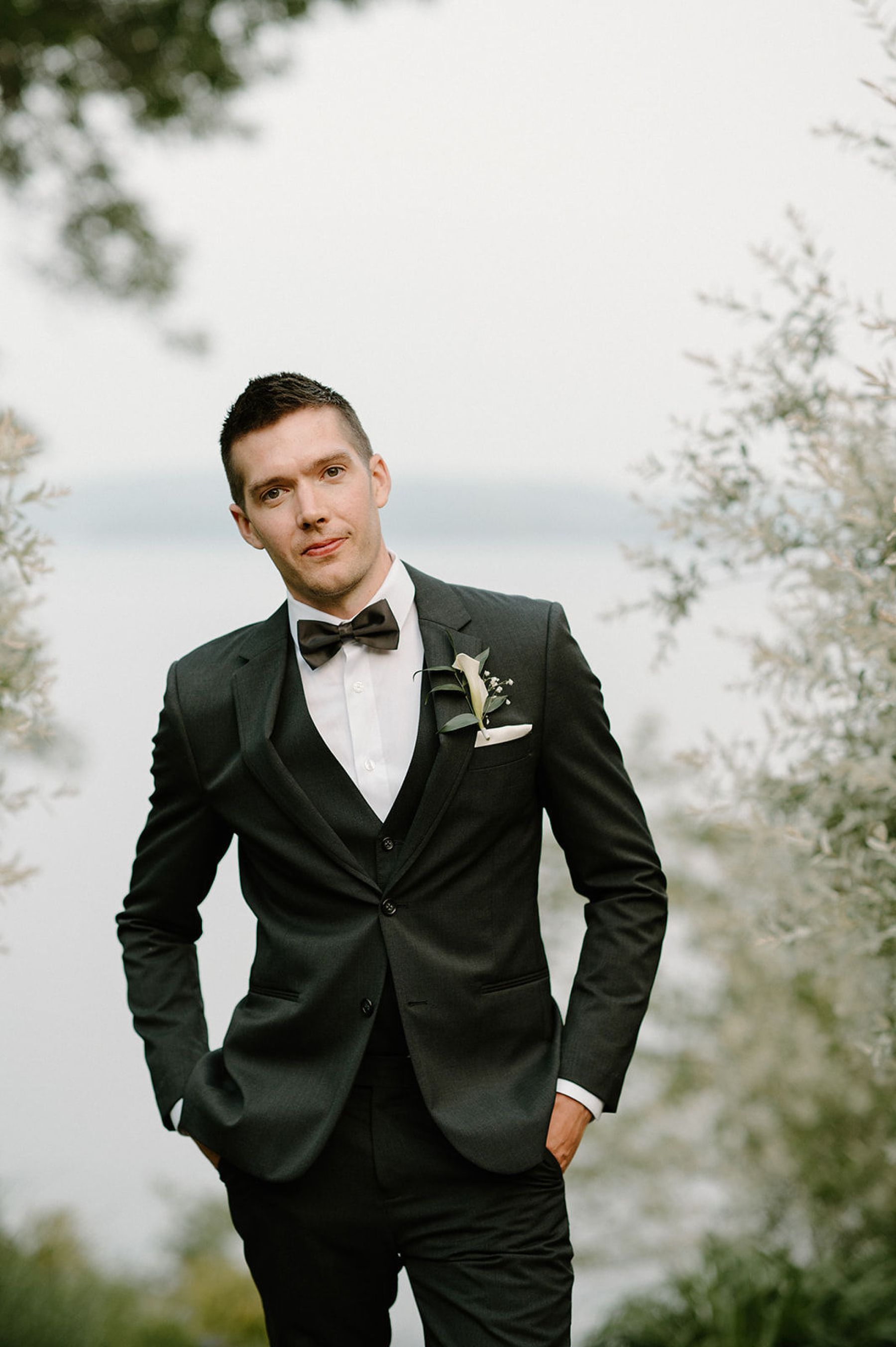 Tender Moments: Sara &amp; Alex’s Dreamy Day at Parents House on Lake Vernon photo