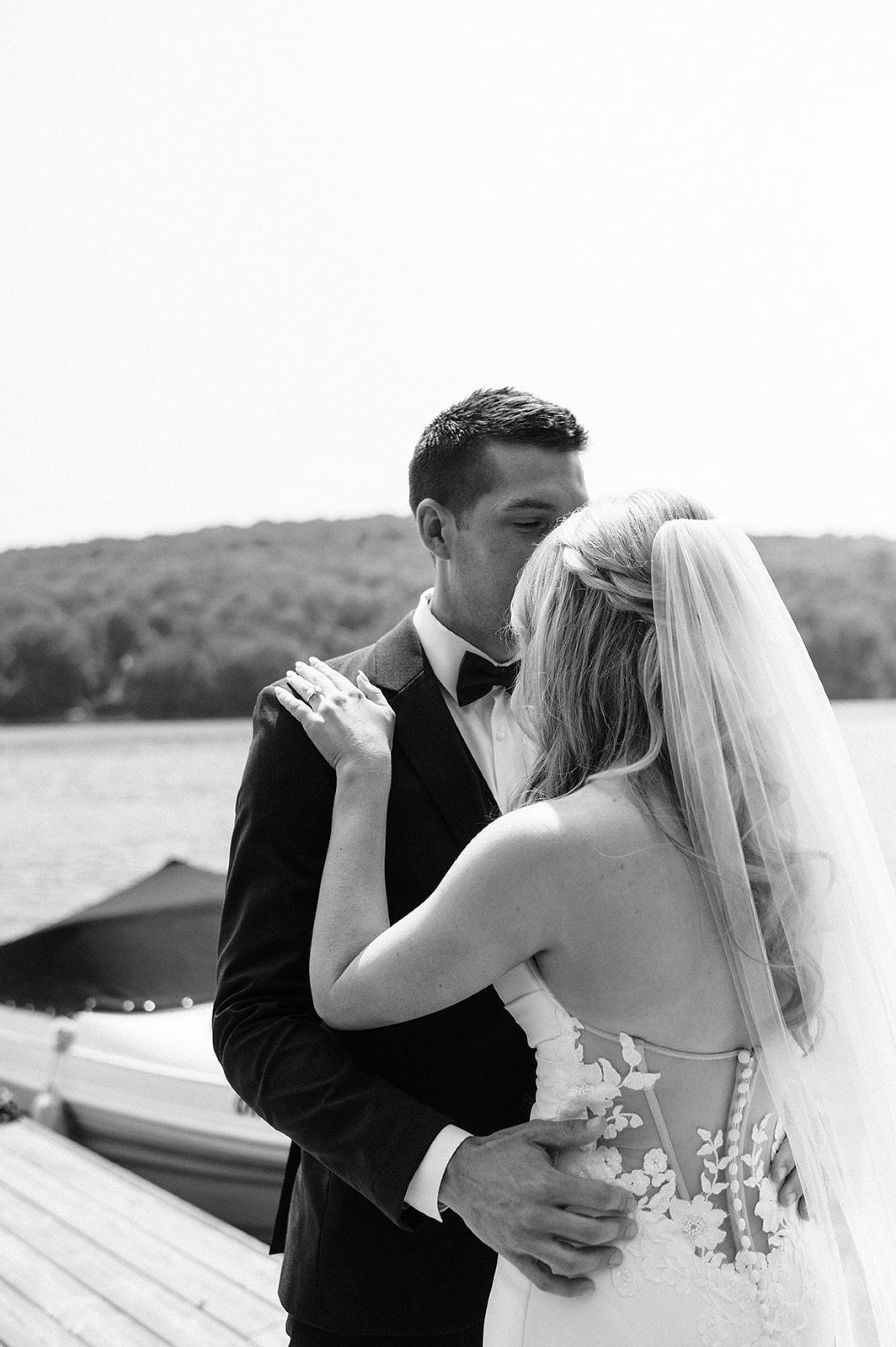Tender Moments: Sara &amp; Alex’s Dreamy Day at Parents House on Lake Vernon photo