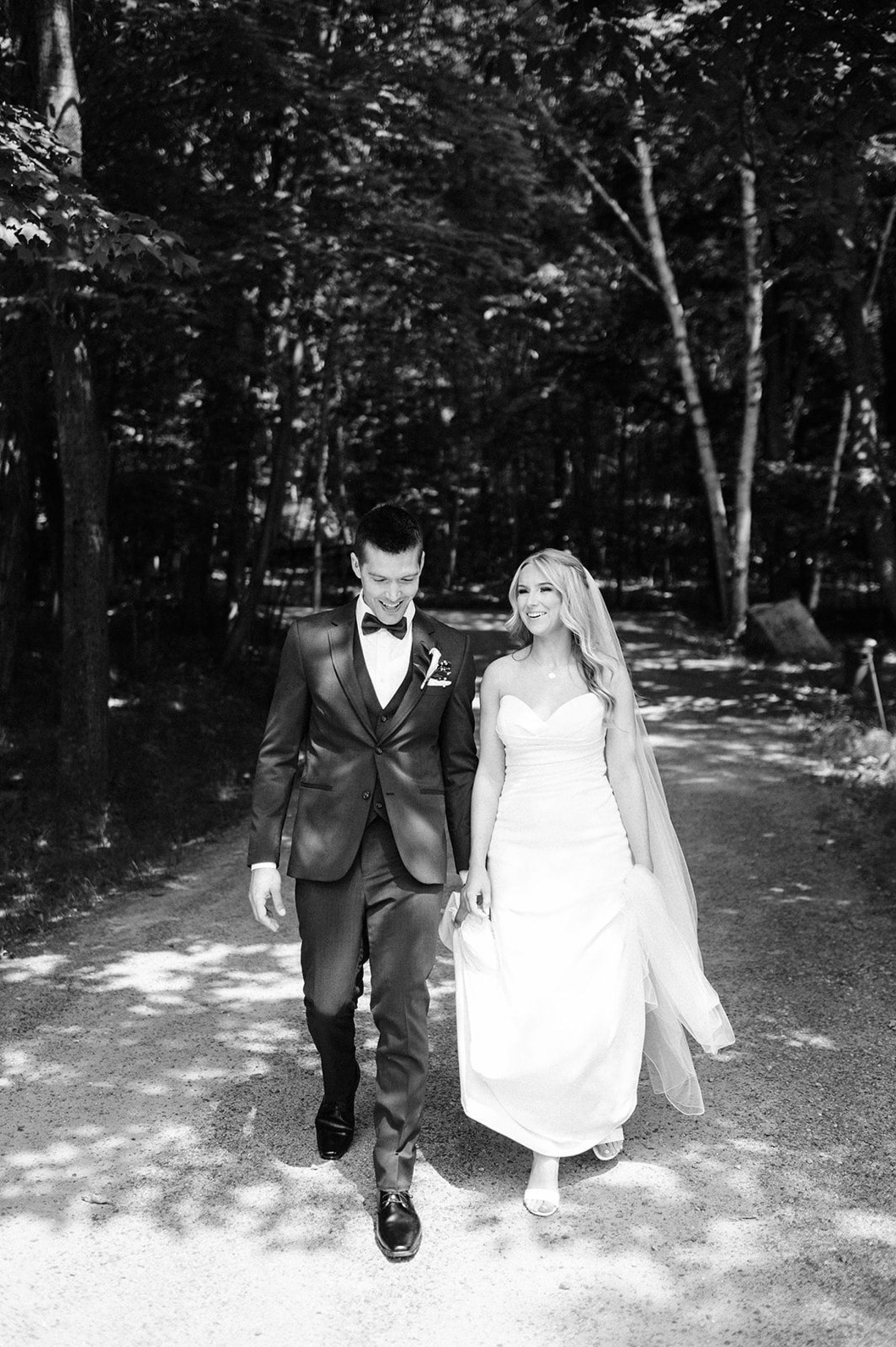 Tender Moments: Sara &amp; Alex’s Dreamy Day at Parents House on Lake Vernon photo